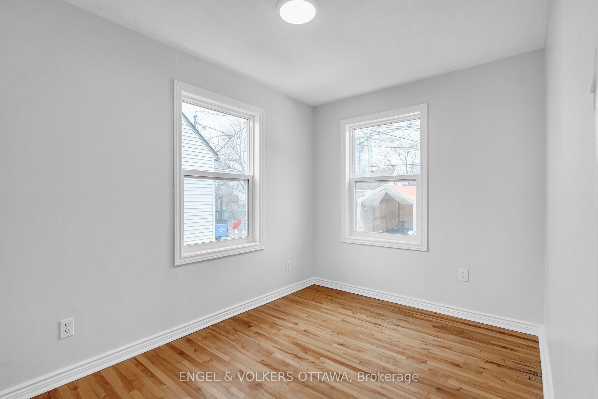 Photo 14 of 141 Crerar Avenue, Ottawa, Carlington — HOMEH