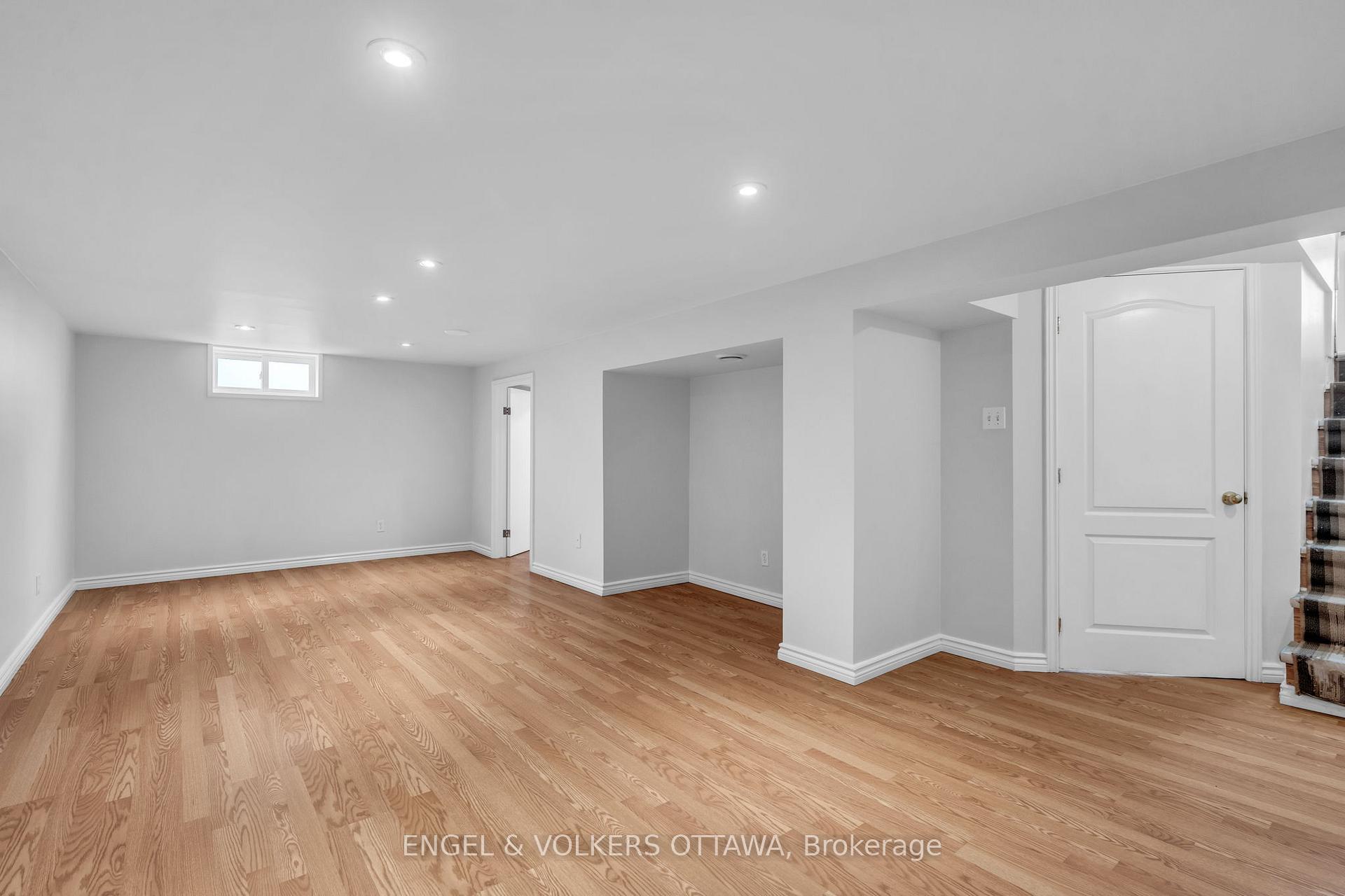 Photo 19 of 141 Crerar Avenue, Ottawa, Carlington — HOMEH