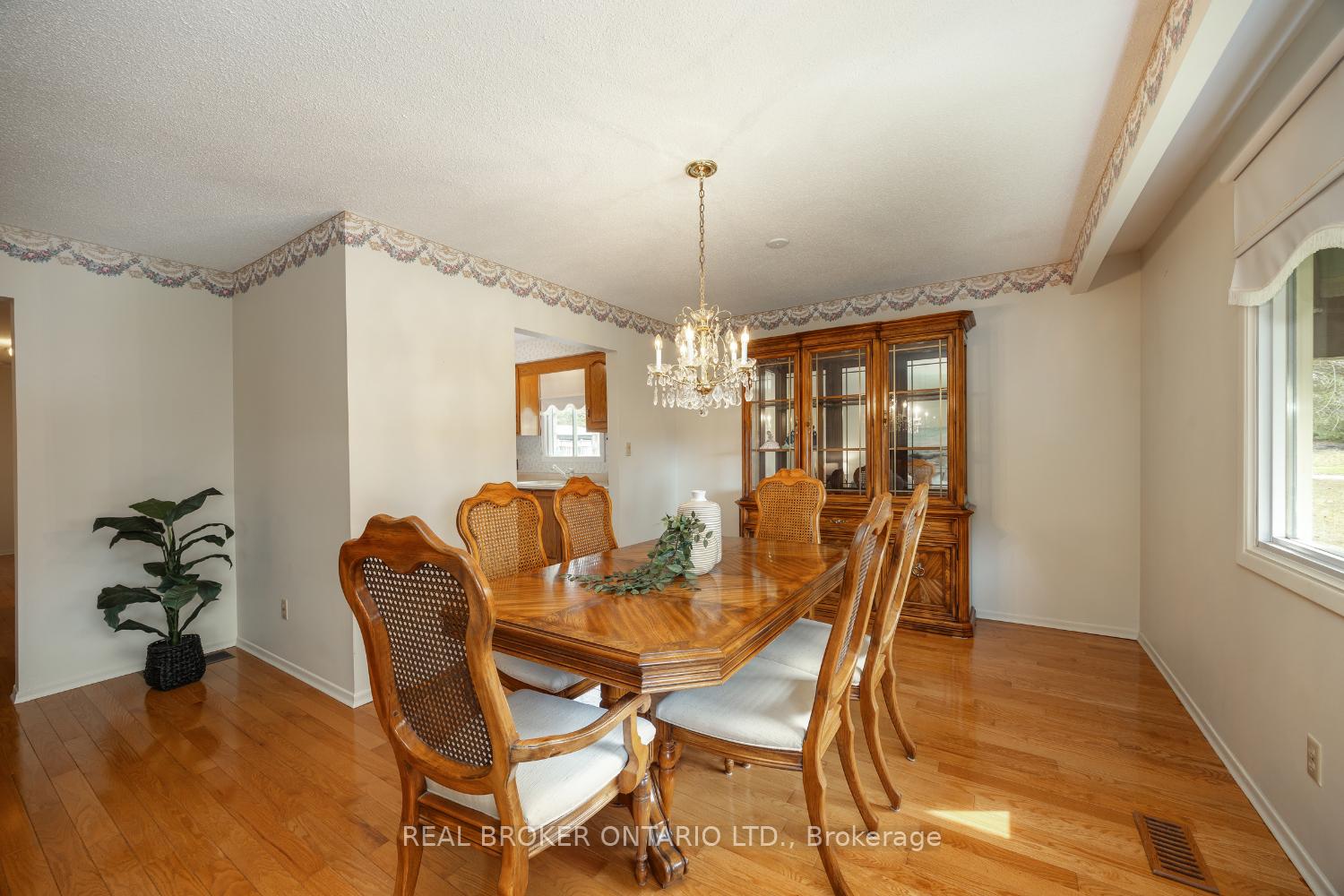 Photo 8 of 3318 Concession Rd 3, Clarington, Rural Clarington — HOMEH