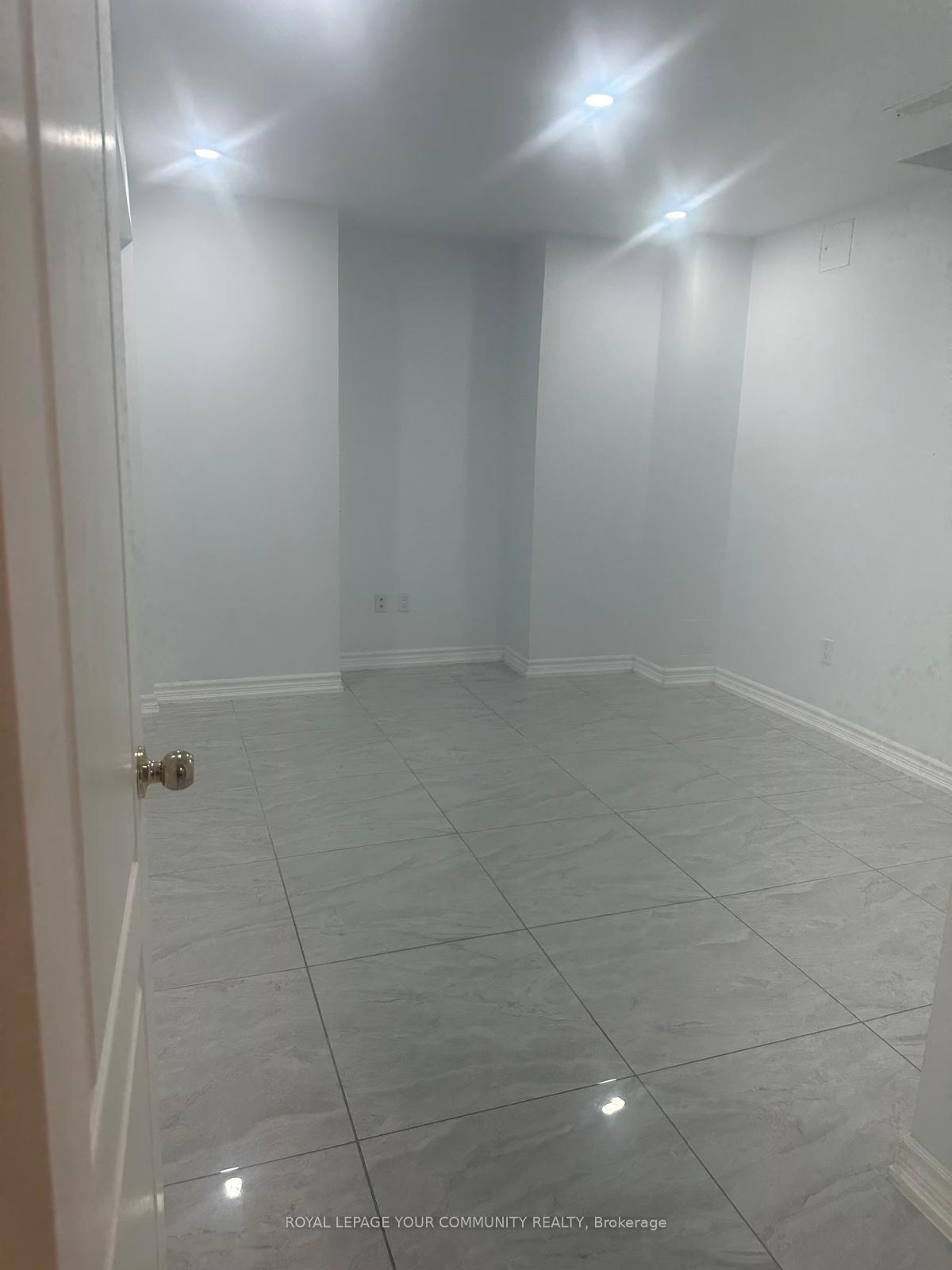 Photo 11 of Unit BSMT, 16 Attview Crescent, Brampton, Bram East — HOMEH