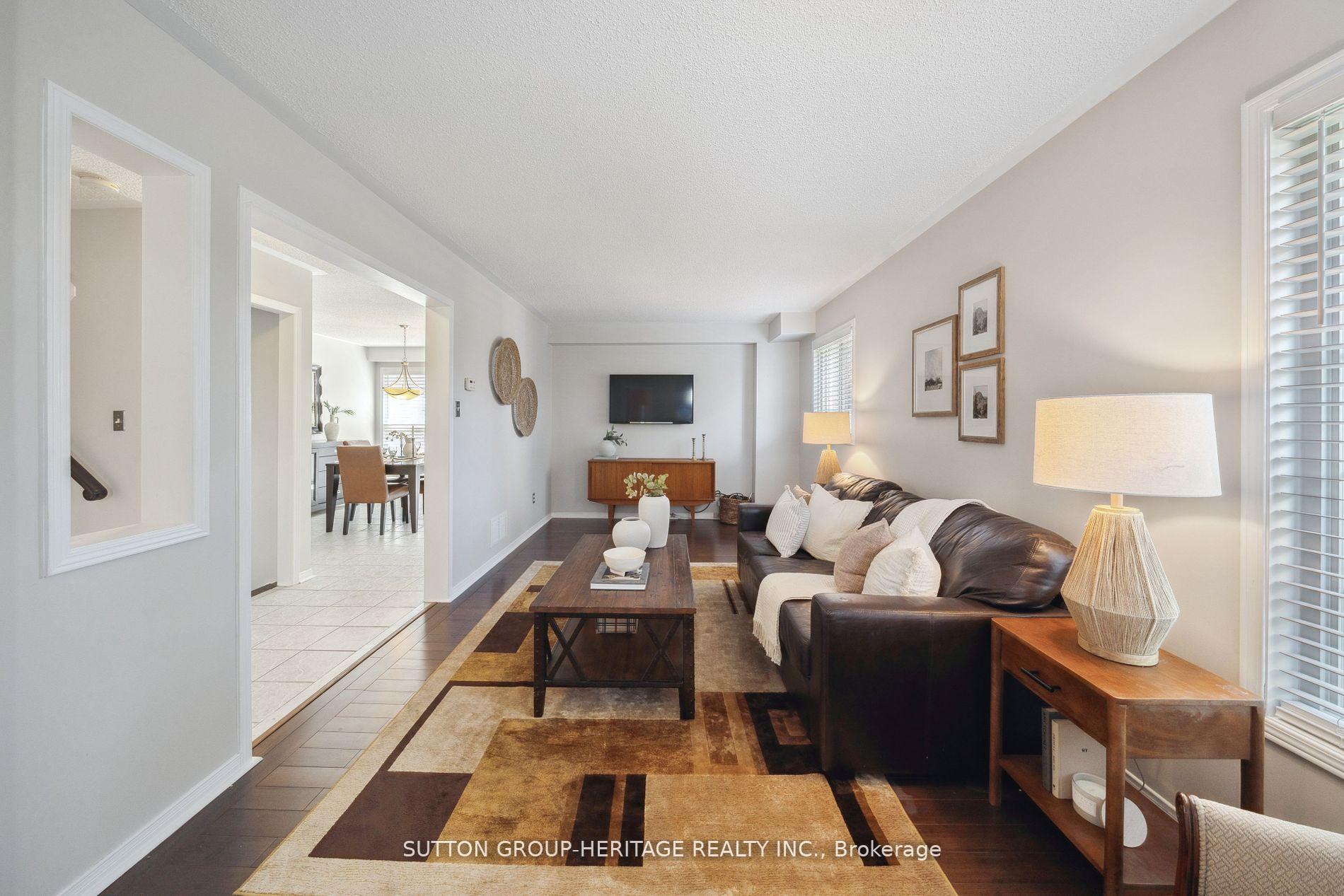 Photo 6 of 115 Daiseyfield Avenue, Clarington, Courtice — HOMEH