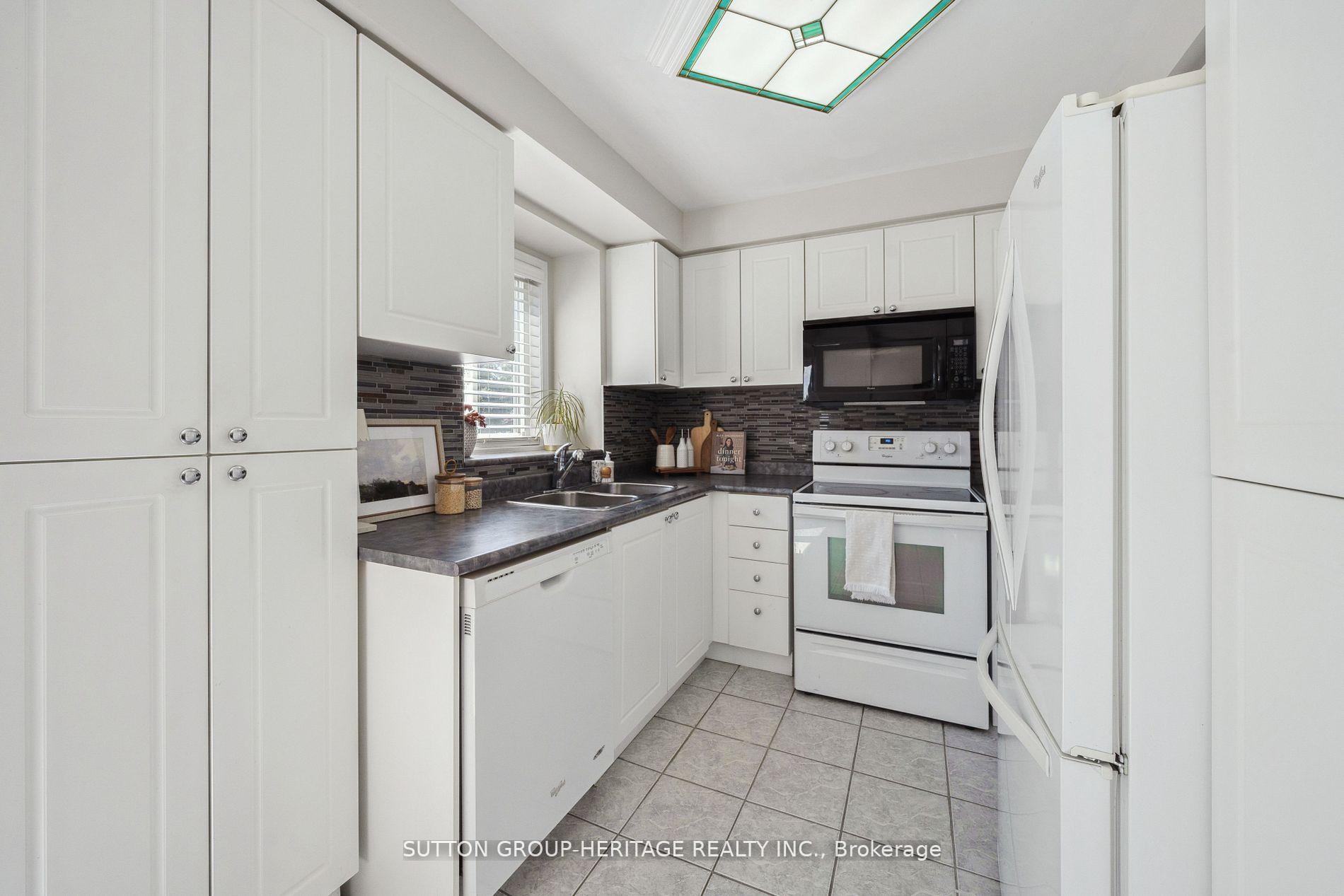 Photo 10 of 115 Daiseyfield Avenue, Clarington, Courtice — HOMEH