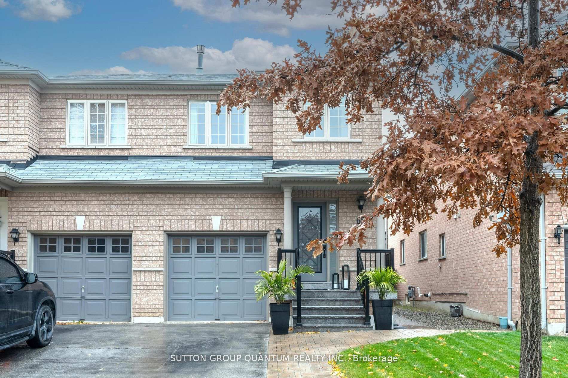Front of 65 Ironhorse Crescent