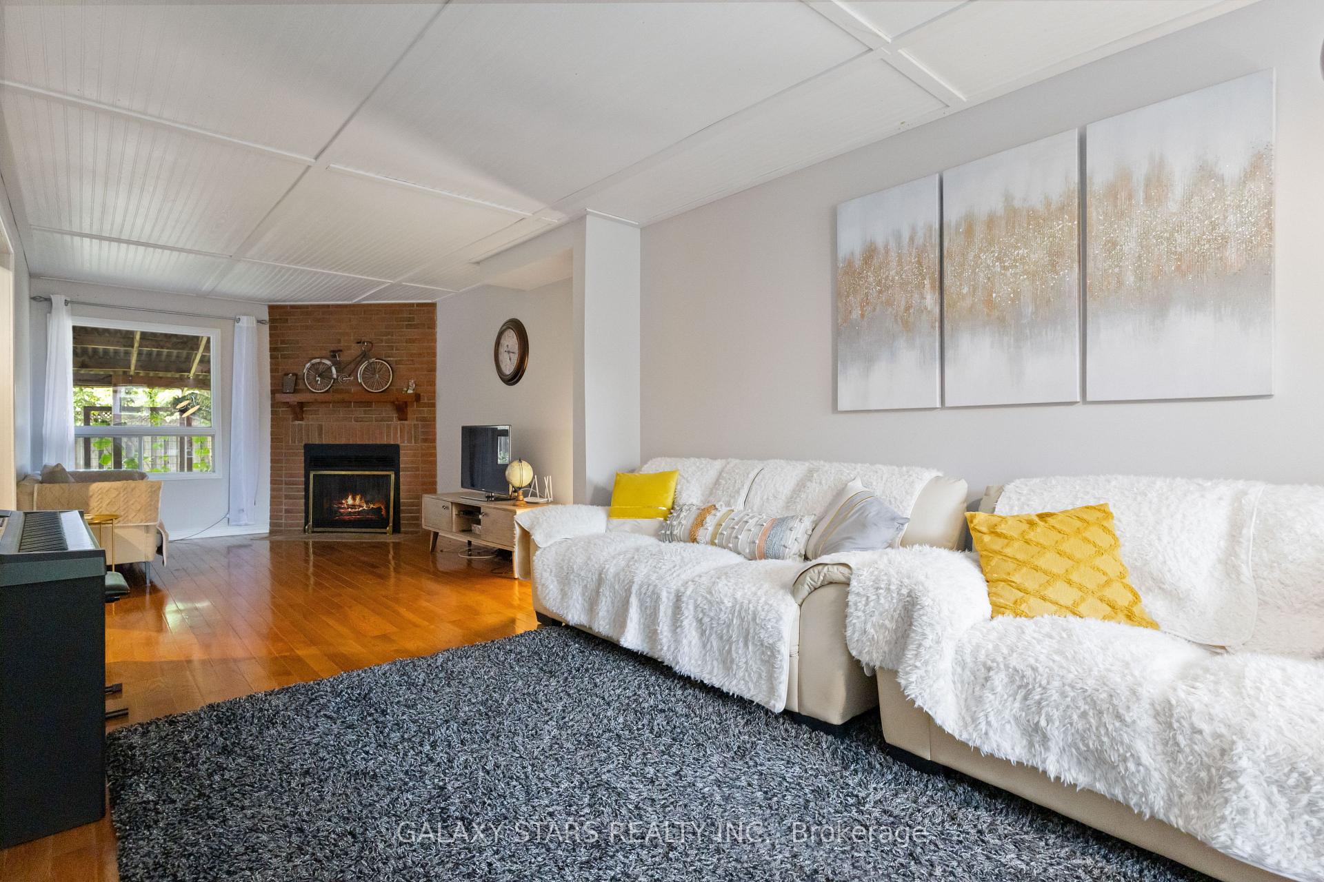 Photo 3 of 119 Sullivan Drive, Ajax, Central — HOMEH