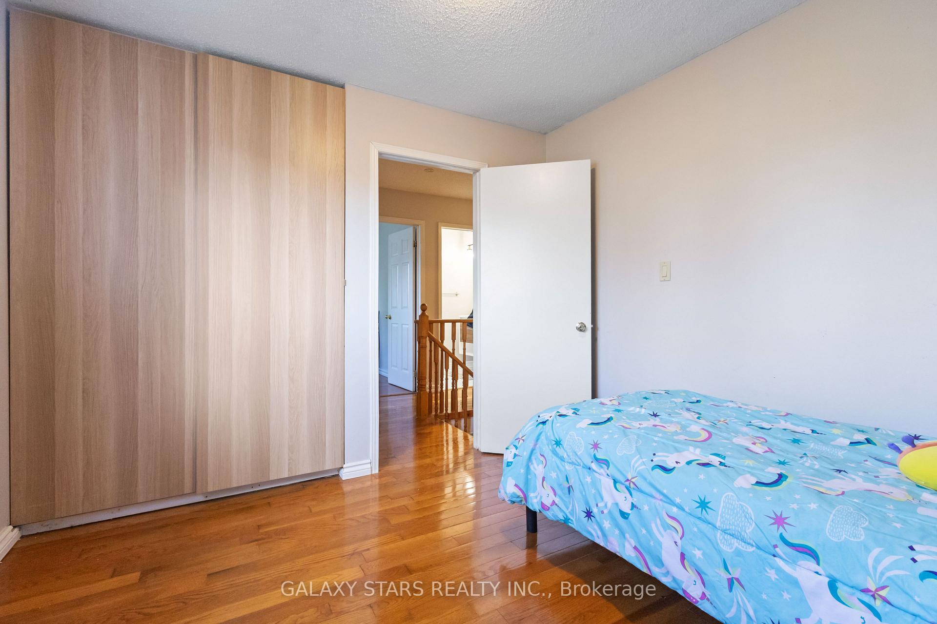 Photo 33 of 119 Sullivan Drive, Ajax, Central — HOMEH
