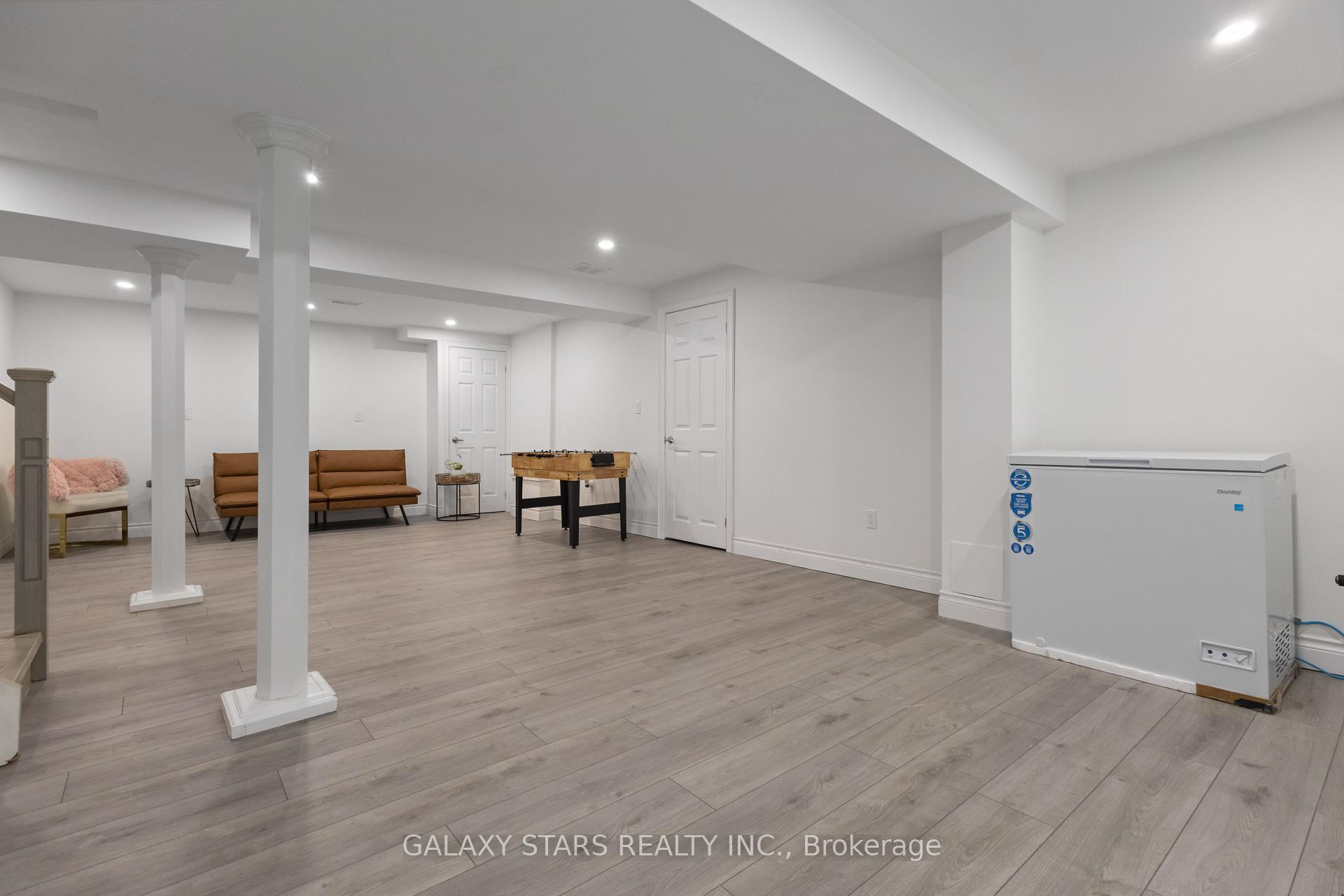 Photo 38 of 119 Sullivan Drive, Ajax, Central — HOMEH