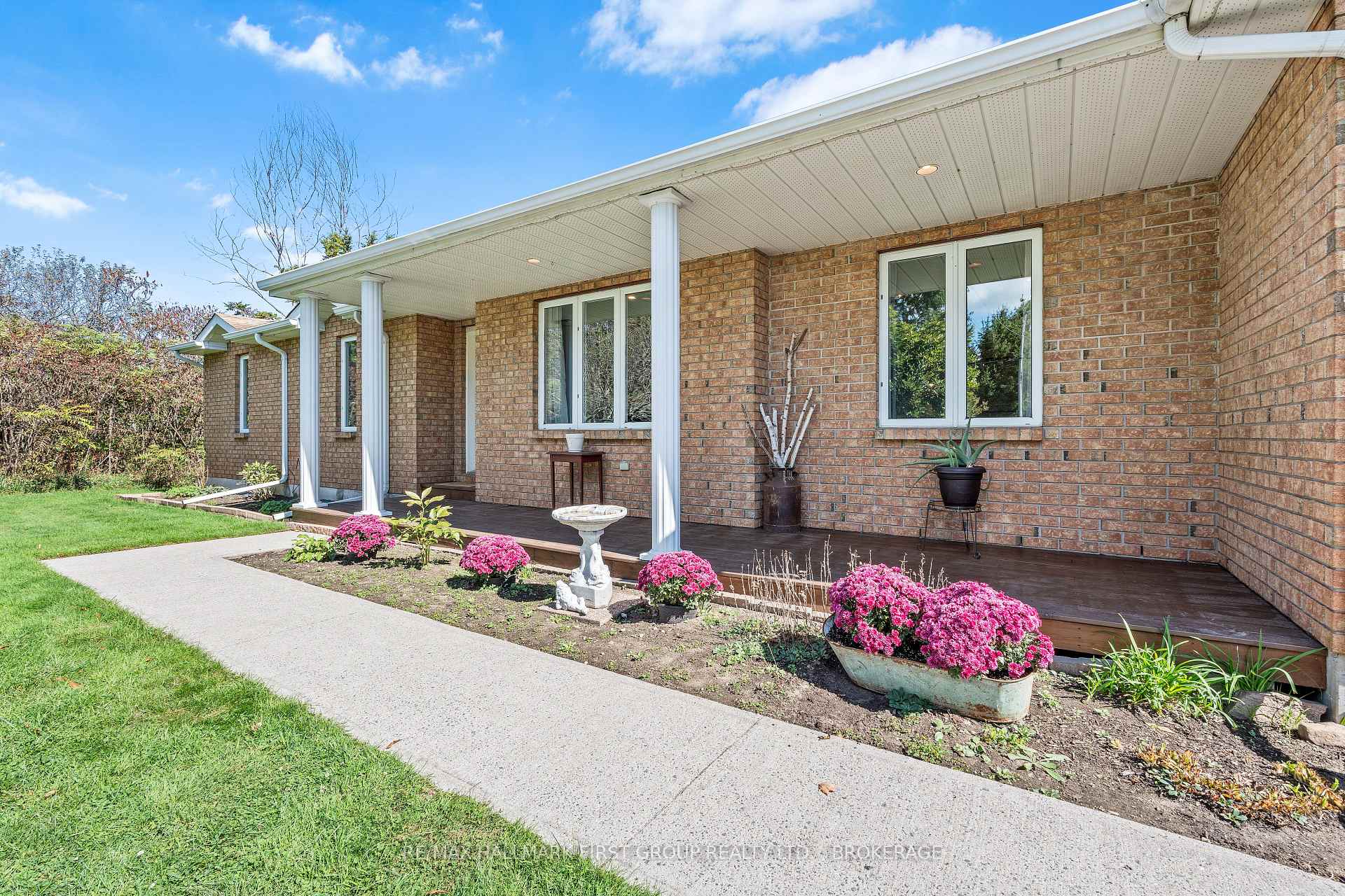 Photo 3 of 4374 Duff Road, Frontenac, Frontenac South — HOMEH