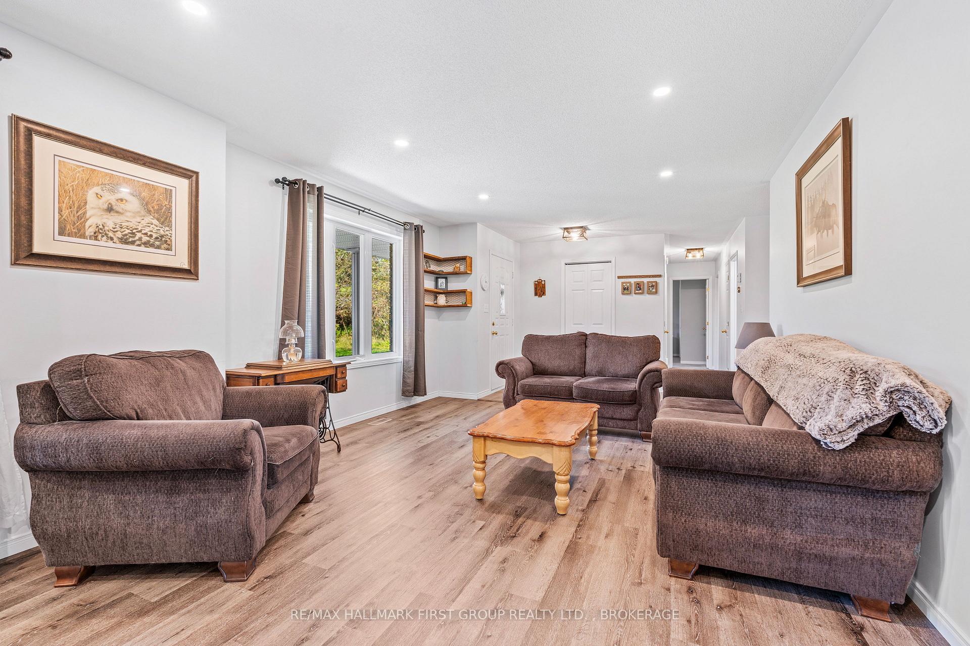 Photo 11 of 4374 Duff Road, Frontenac, Frontenac South — HOMEH
