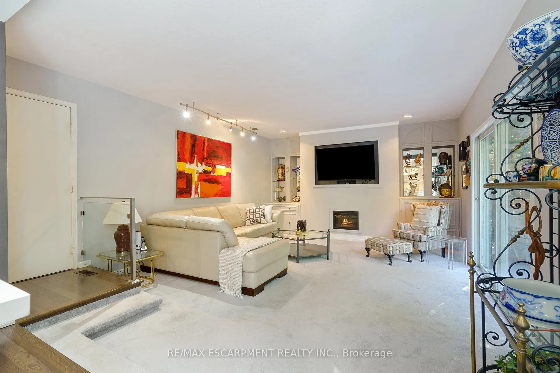 Photo 22 of 75 Terrace Drive, Hamilton, Dundas — HOMEH