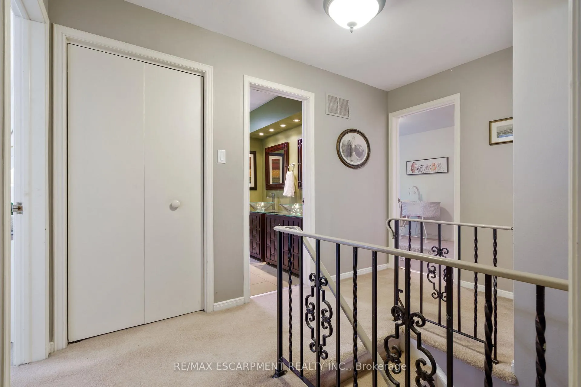 Photo 37 of 75 Terrace Drive, Hamilton, Dundas — HOMEH