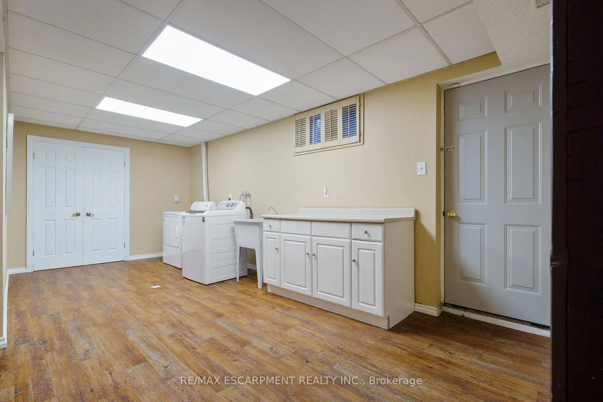 Photo 38 of 75 Terrace Drive, Hamilton, Dundas — HOMEH