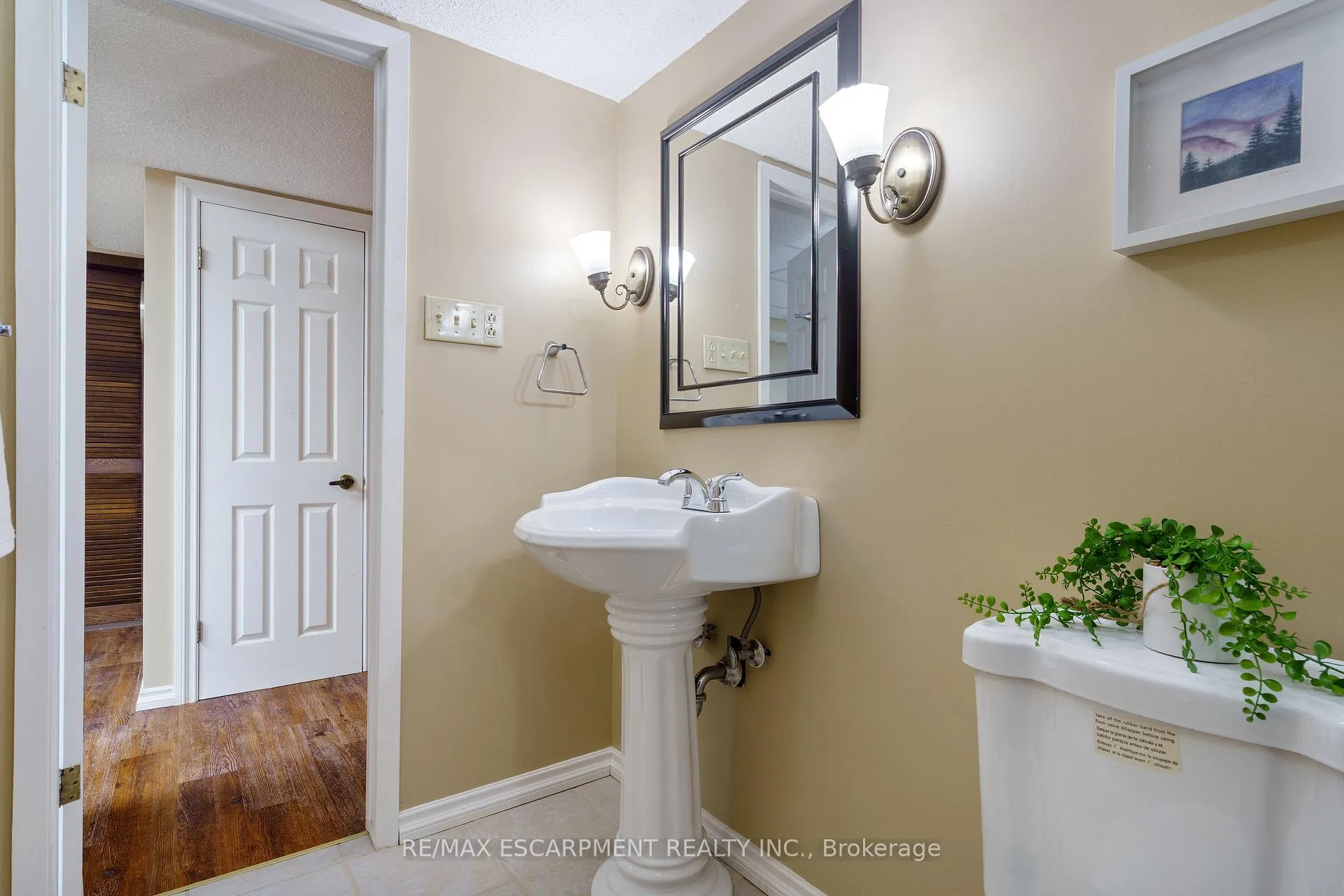 Photo 39 of 75 Terrace Drive, Hamilton, Dundas — HOMEH