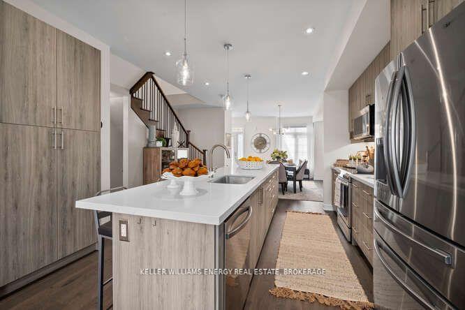 Photo 12 of 35 Donald Powell Crescent, Clarington, Newcastle — HOMEH