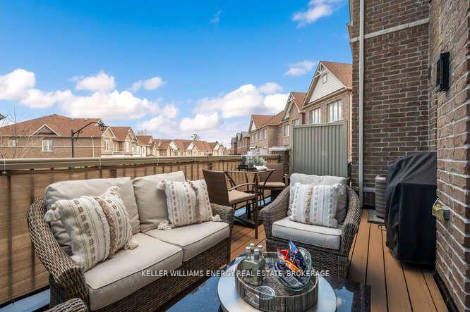 Photo 16 of 35 Donald Powell Crescent, Clarington, Newcastle — HOMEH