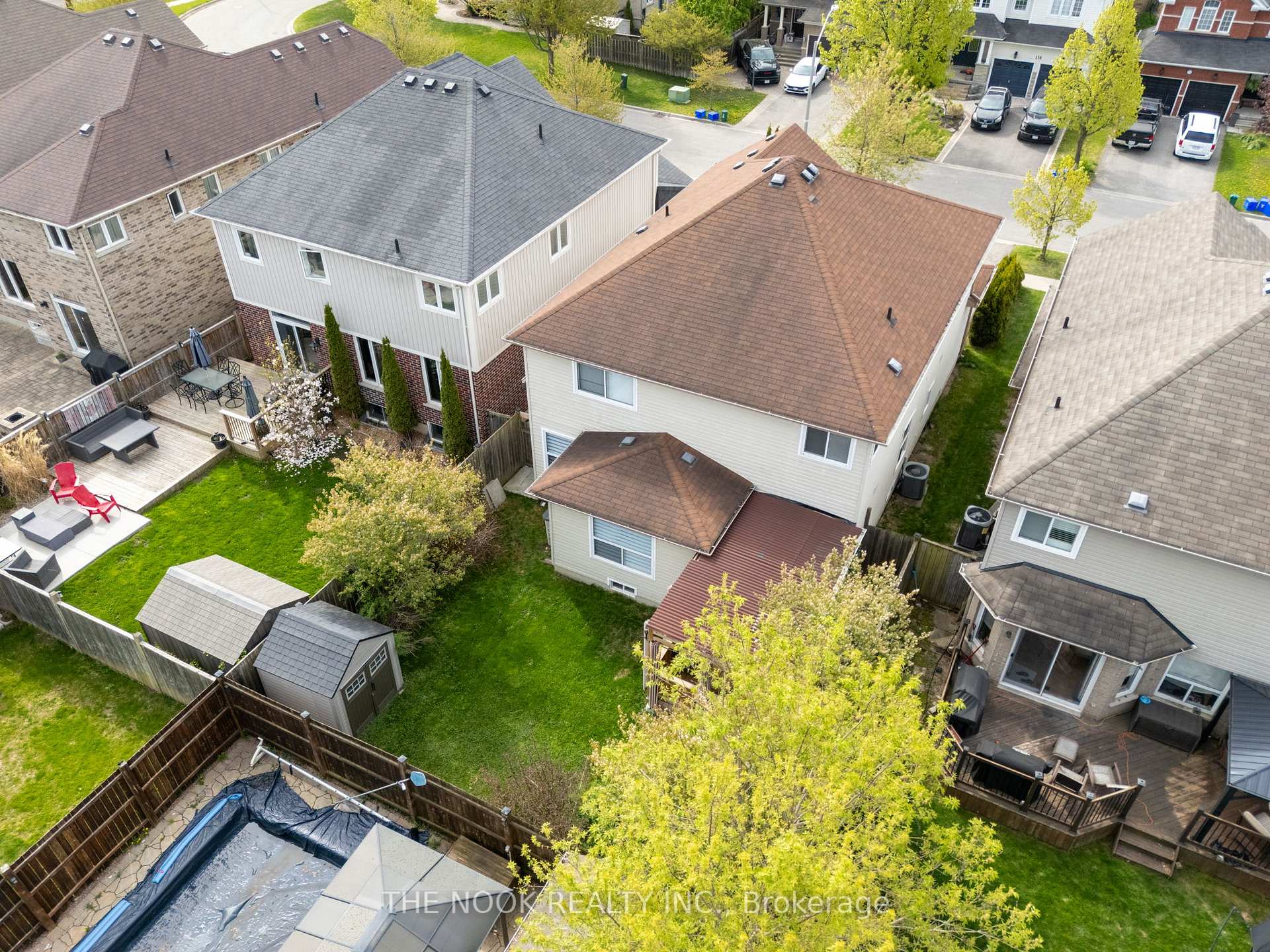 Photo 45 of 117 Dadson Drive, Clarington, Bowmanville — HOMEH