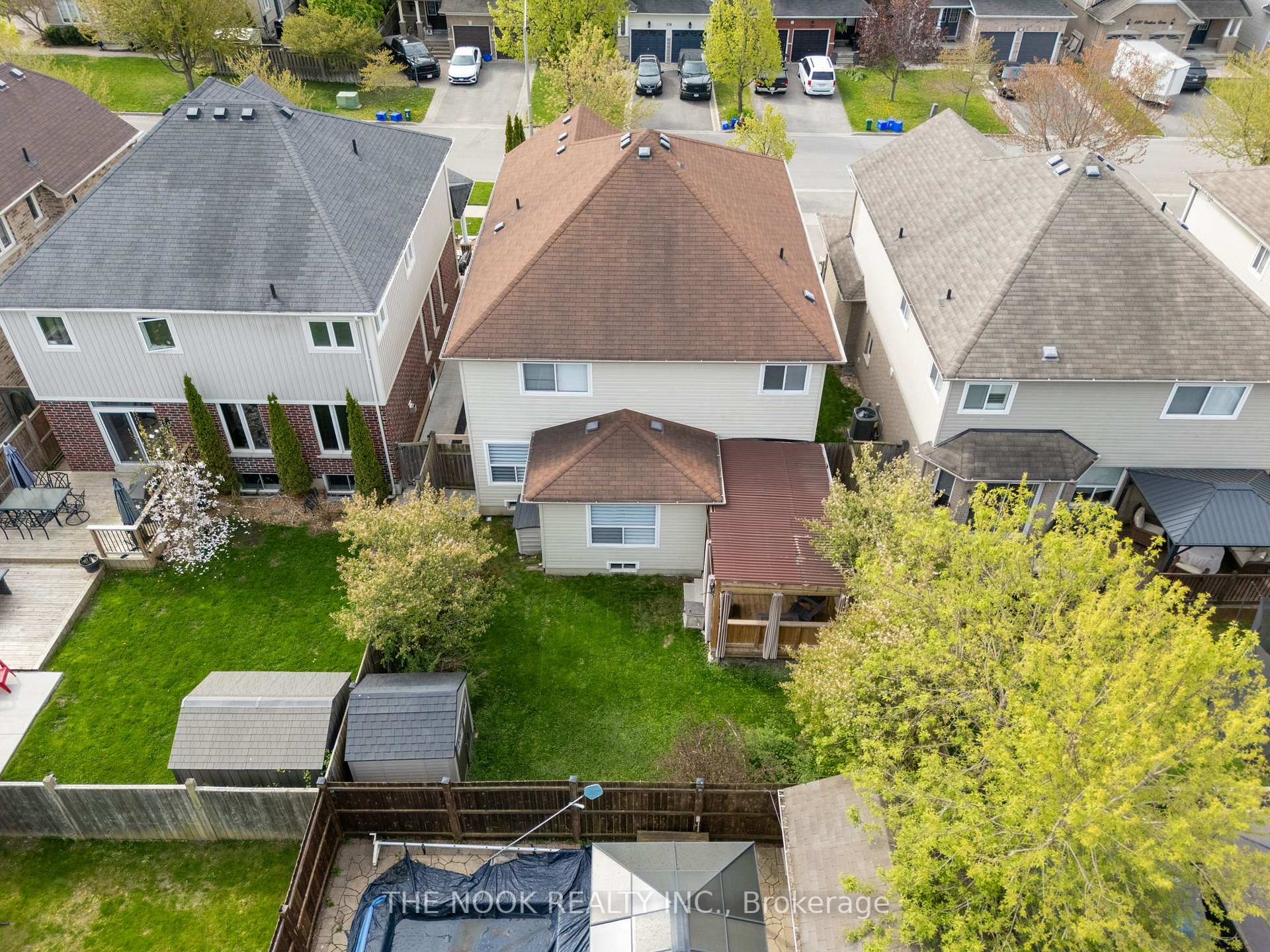 Photo 46 of 117 Dadson Drive, Clarington, Bowmanville — HOMEH