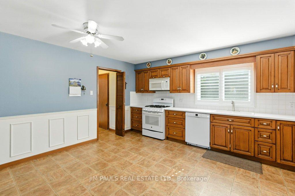 Photo 16 of 176 Montmorency Drive, Hamilton, Red Hill — HOMEH
