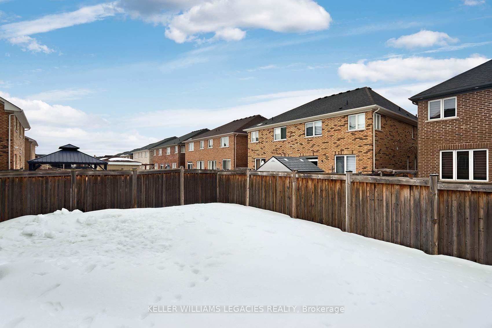 Photo 37 of 19 Helderman Street, Caledon, Rural Caledon — HOMEH