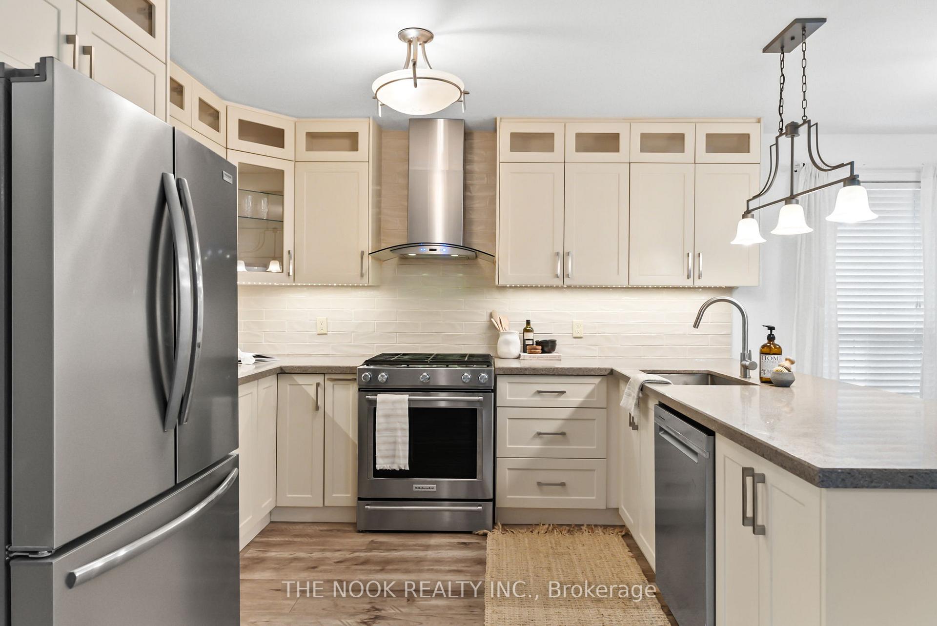 Photo 10 of 183 High Street, Clarington, Bowmanville — HOMEH