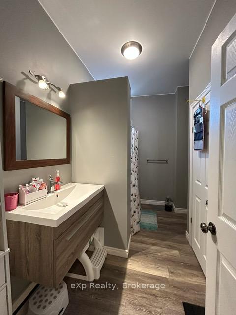 Photo 14 of 511 Colborne Street S, Brockton — HOMEH