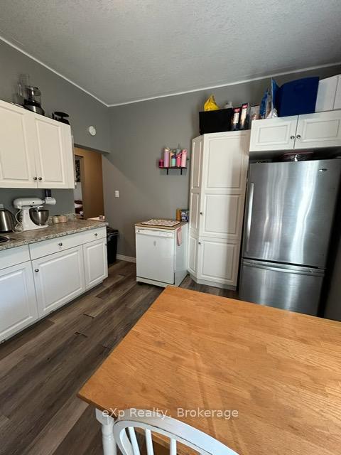 Photo 17 of 511 Colborne Street S, Brockton — HOMEH