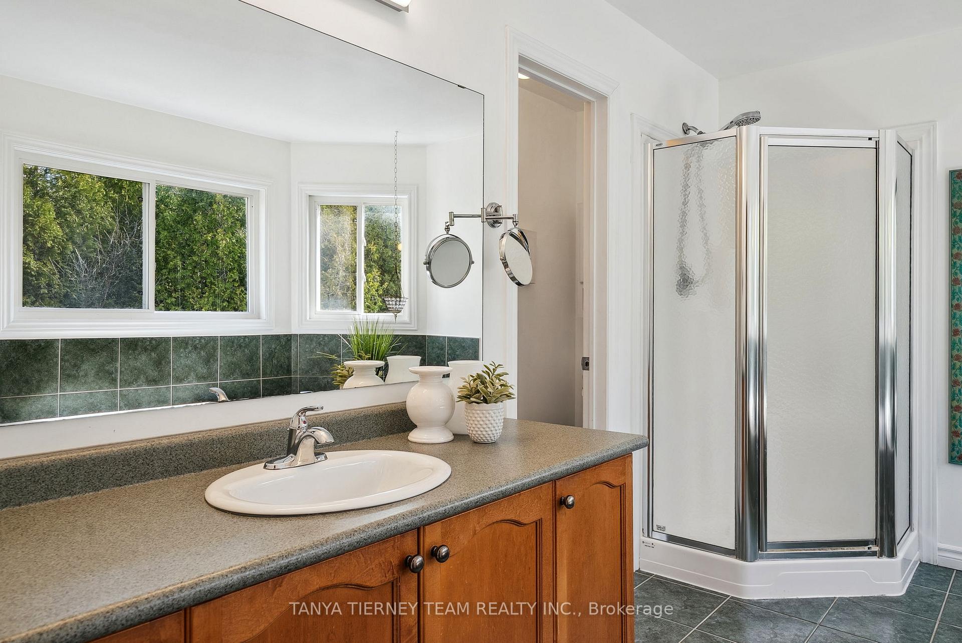 Photo 21 of 170 Sleeman Square, Clarington, Courtice — HOMEH