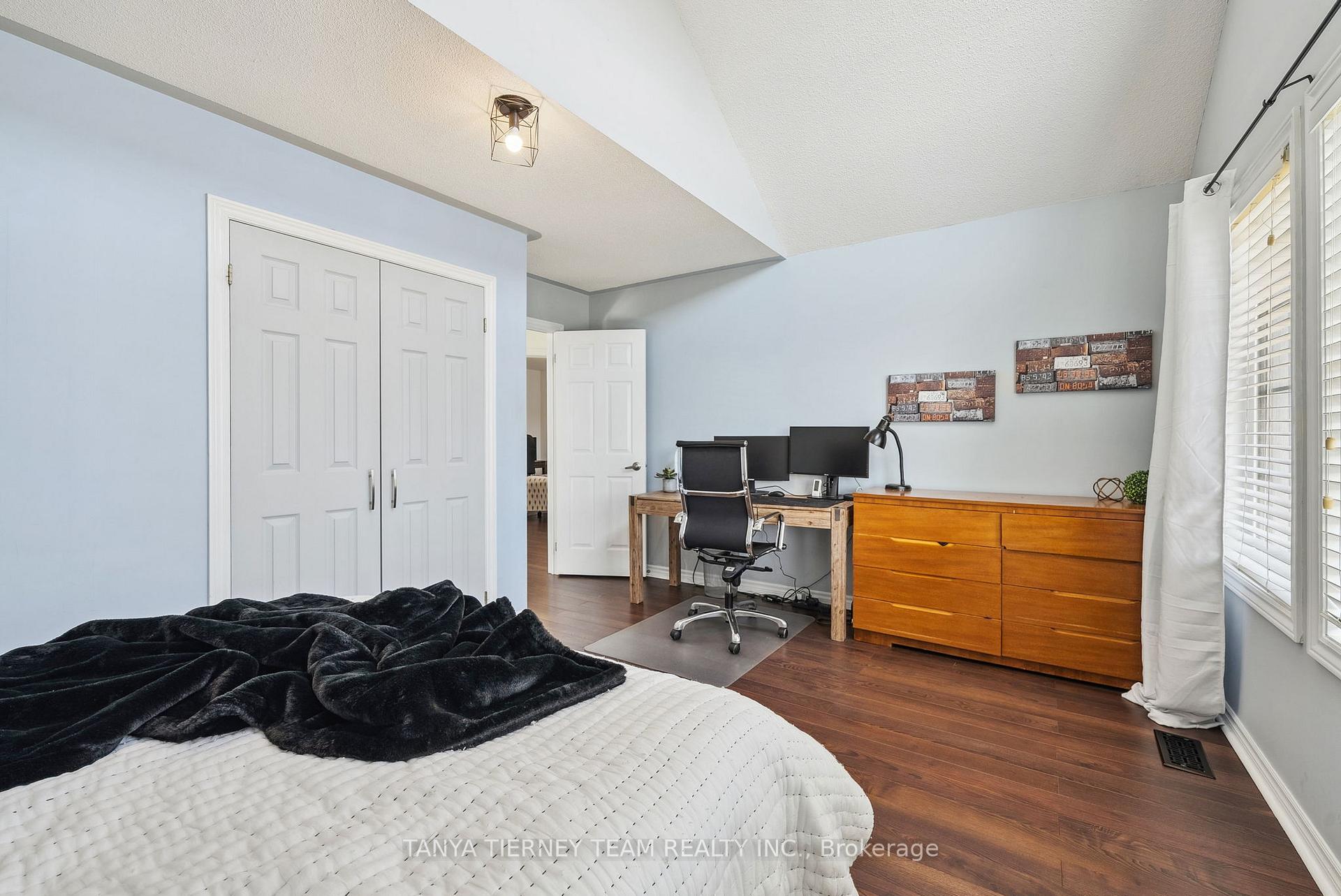 Photo 28 of 170 Sleeman Square, Clarington, Courtice — HOMEH