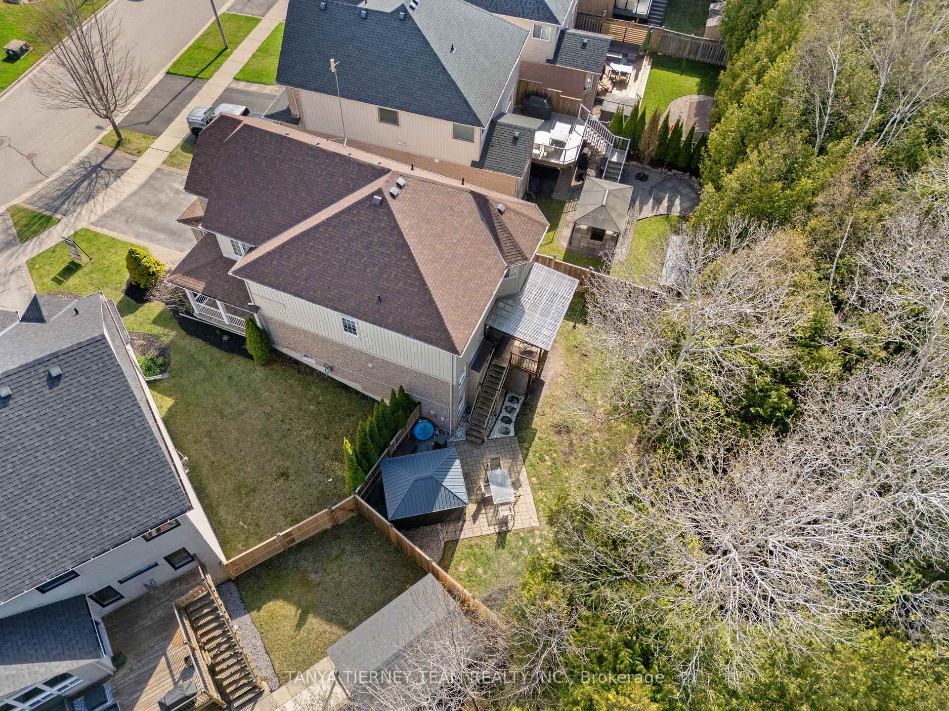 Photo 47 of 170 Sleeman Square, Clarington, Courtice — HOMEH