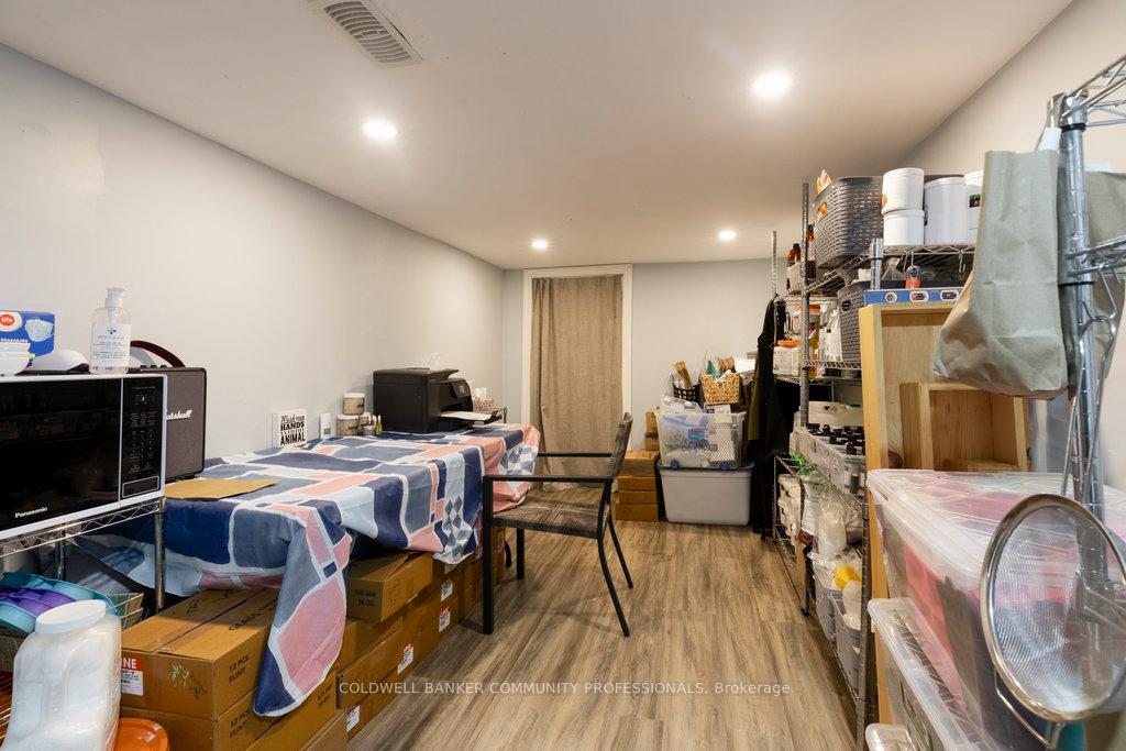 Photo 44 of 45 Tragina Avenue N, Hamilton, Homeside — HOMEH