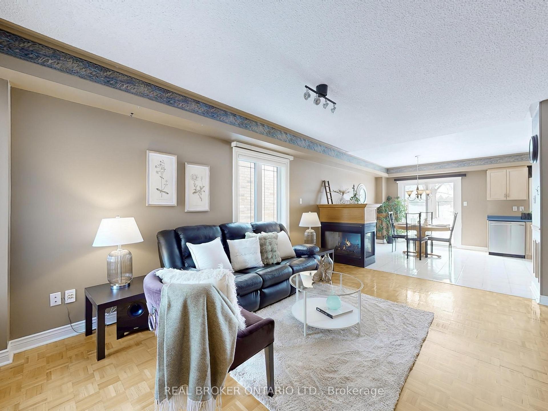 Photo 6 of 24 Highmore Avenue, Caledon, Bolton East — HOMEH