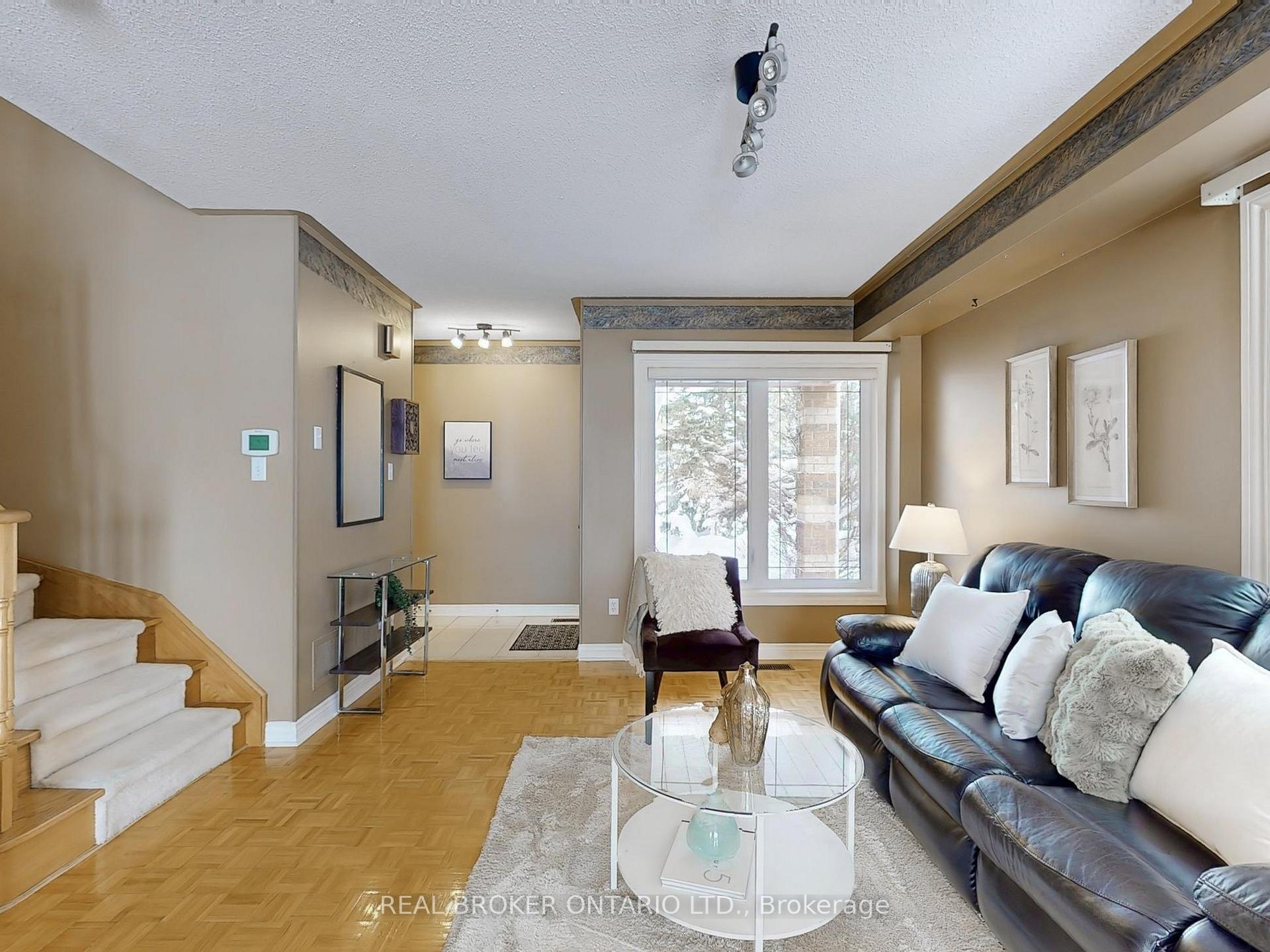 Photo 9 of 24 Highmore Avenue, Caledon, Bolton East — HOMEH