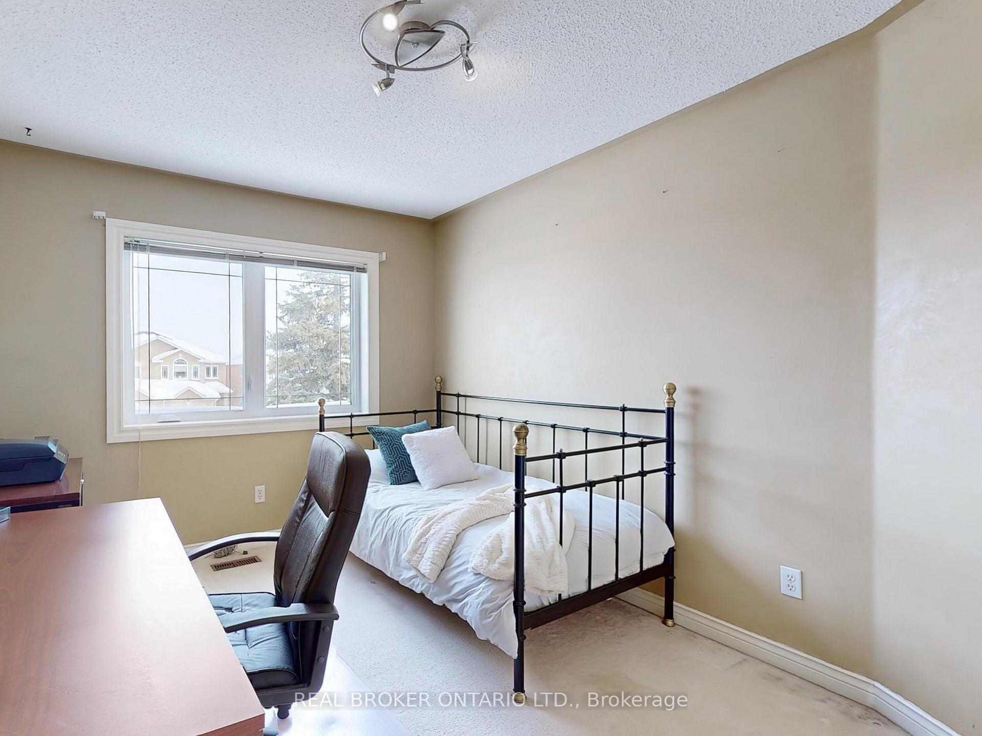 Photo 32 of 24 Highmore Avenue, Caledon, Bolton East — HOMEH