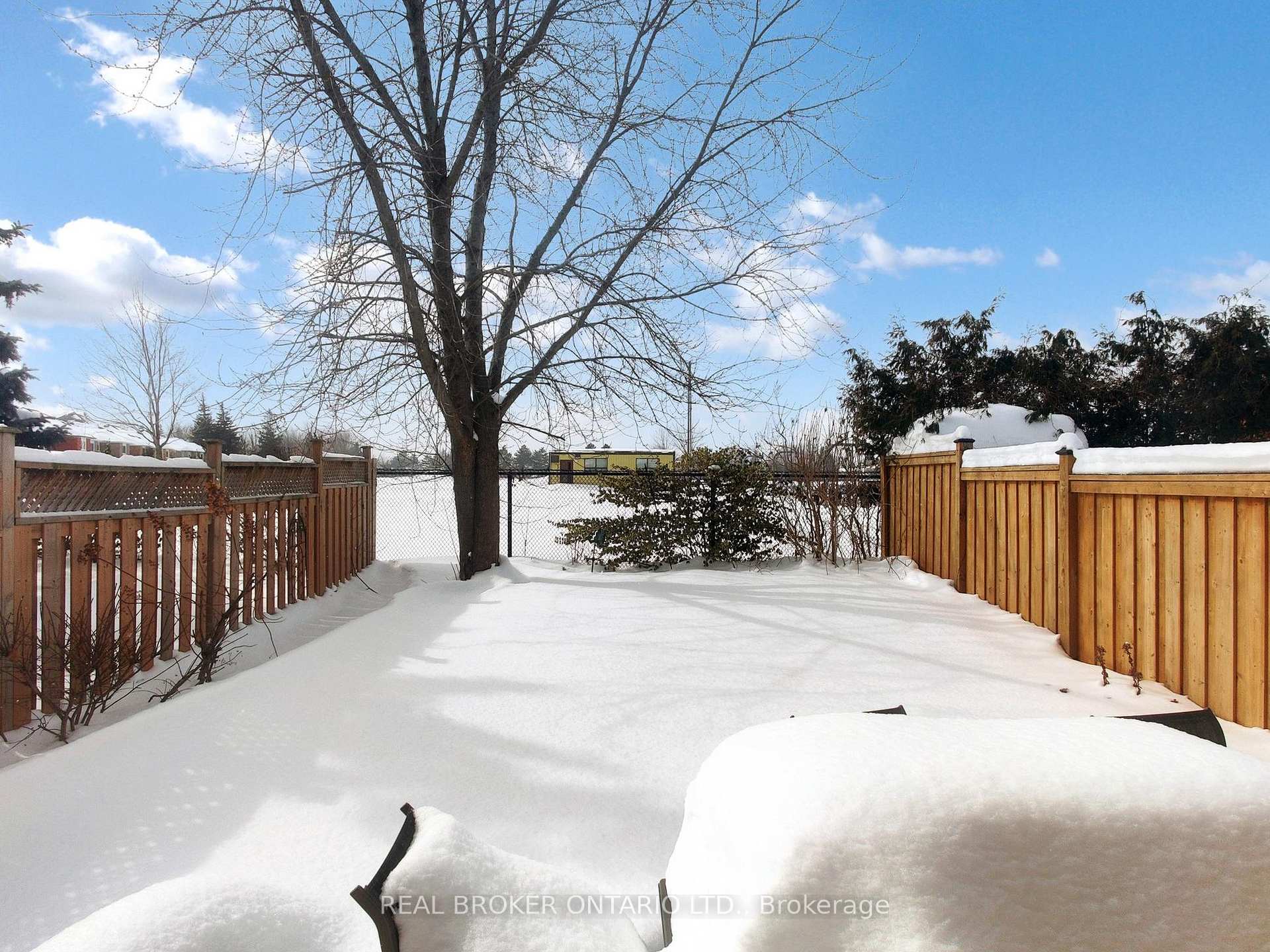 Photo 38 of 24 Highmore Avenue, Caledon, Bolton East — HOMEH