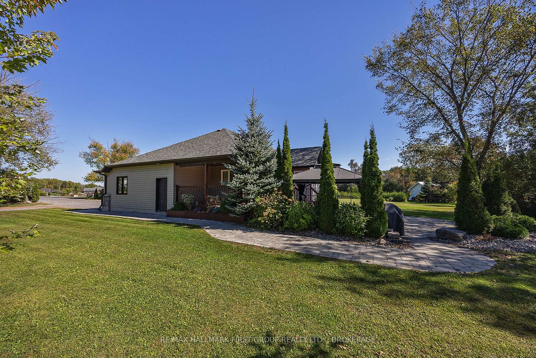 Photo 2 of 1036 Kam Avenue, Frontenac, Frontenac South — HOMEH