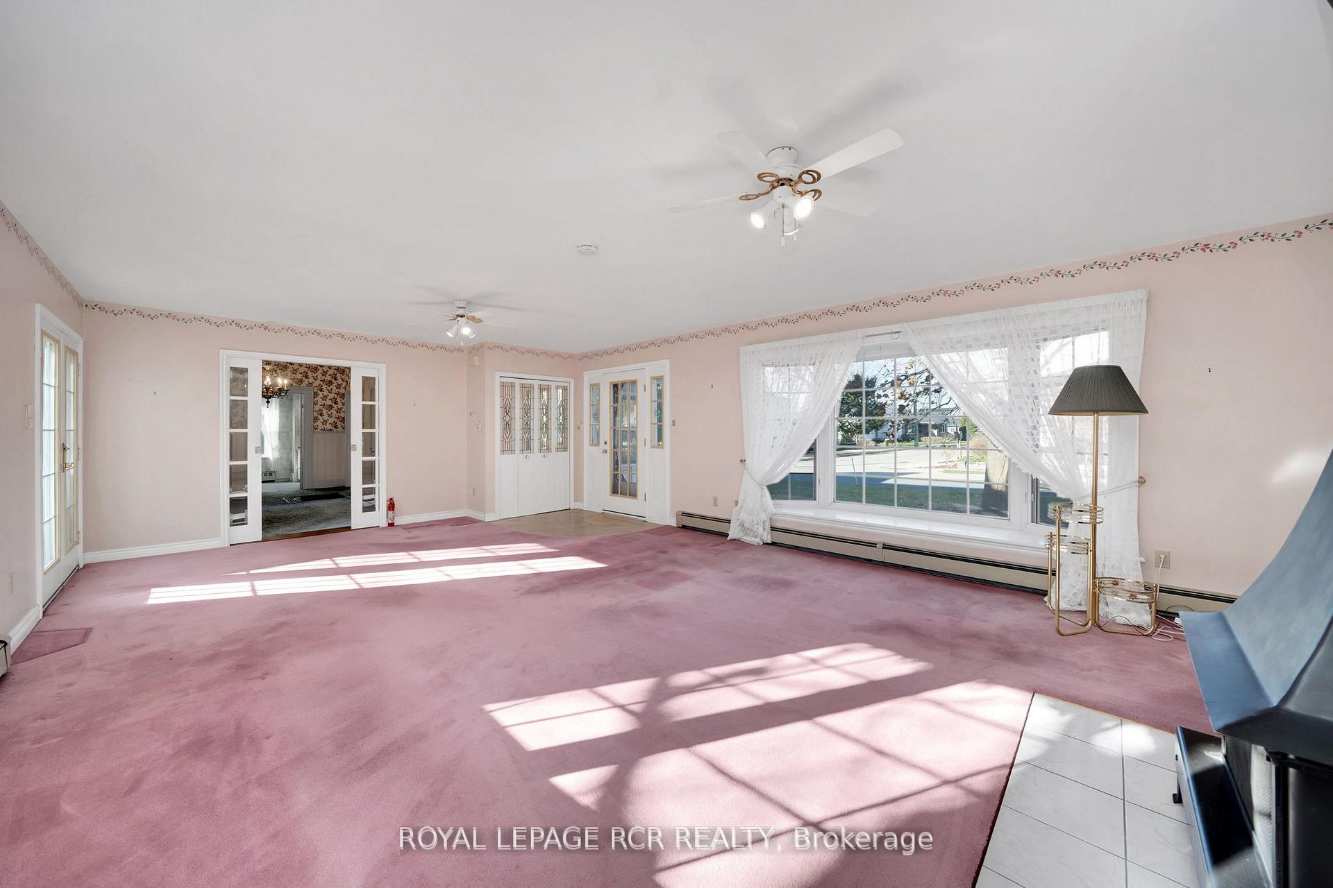 Photo 5 of 33 Pine Avenue, Caledon, Palgrave — HOMEH