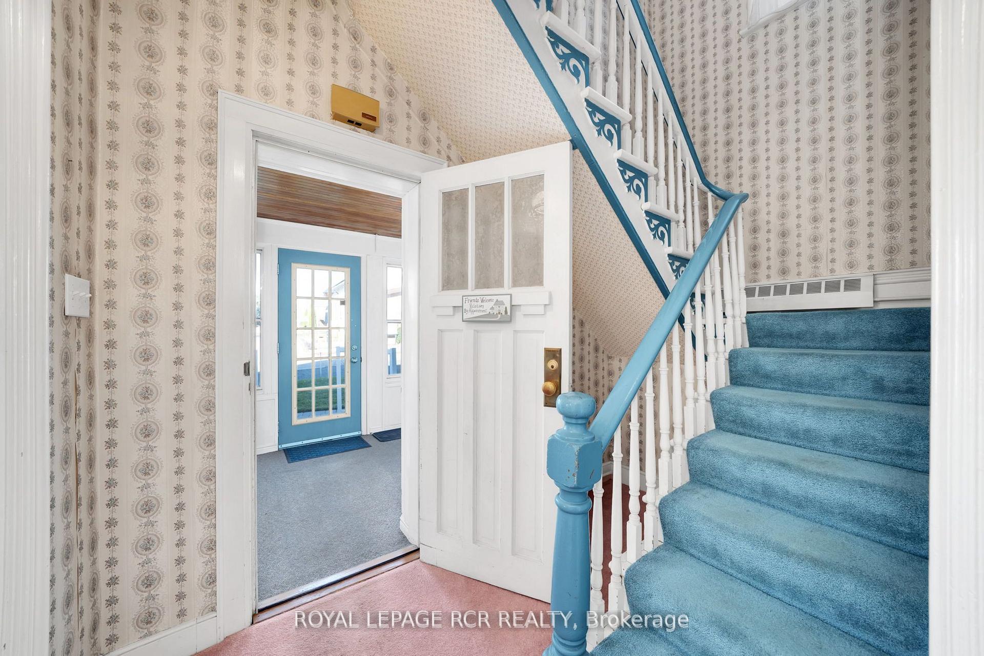 Photo 8 of 33 Pine Avenue, Caledon, Palgrave — HOMEH
