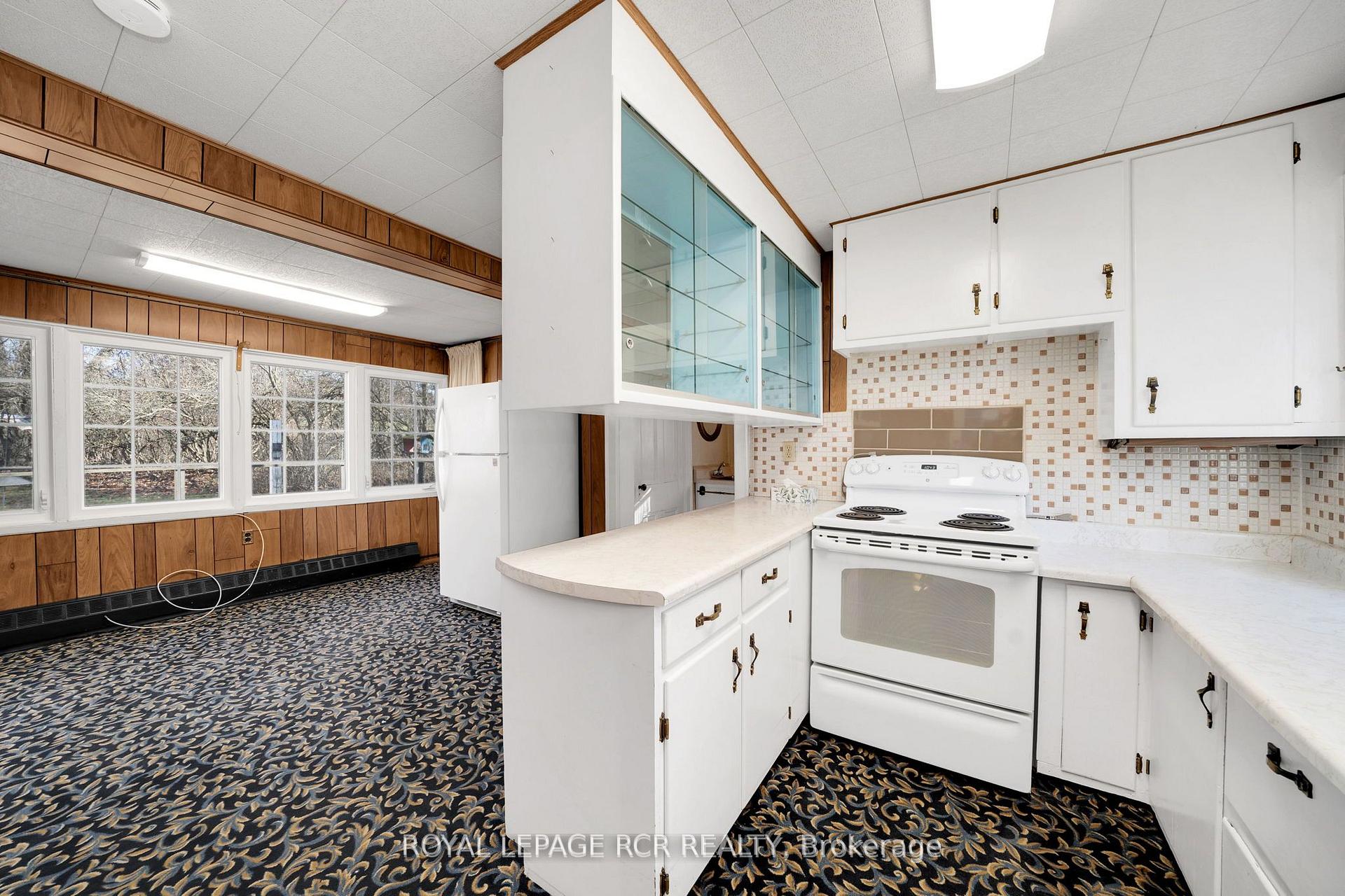 Photo 18 of 33 Pine Avenue, Caledon, Palgrave — HOMEH