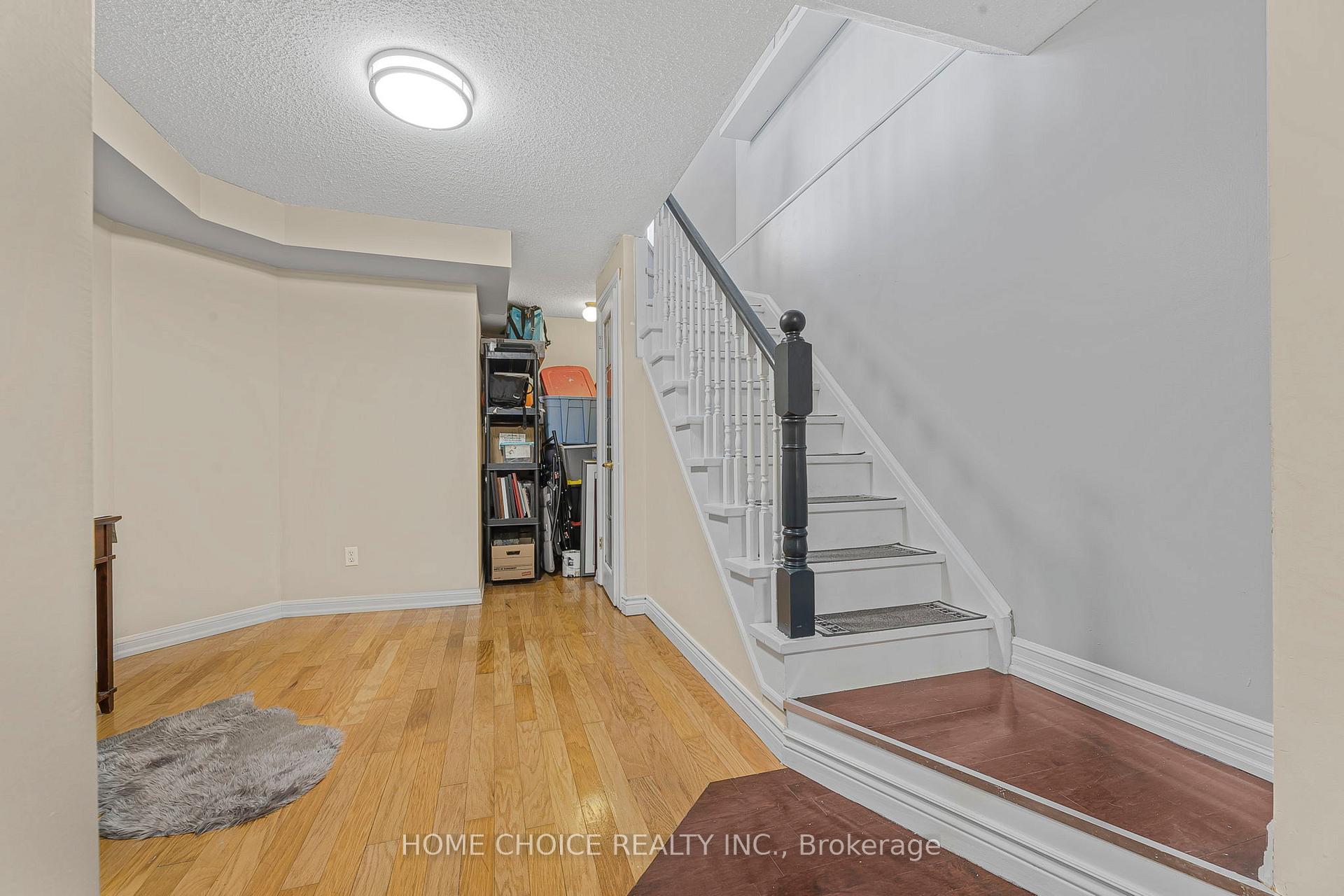 Photo 29 of 40 Meadowview Boulevard, Clarington, Bowmanville — HOMEH