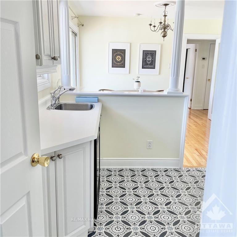 Photo 9 of 1027 Connaught Avenue, Ottawa, Queensway Terrace North — HOMEH