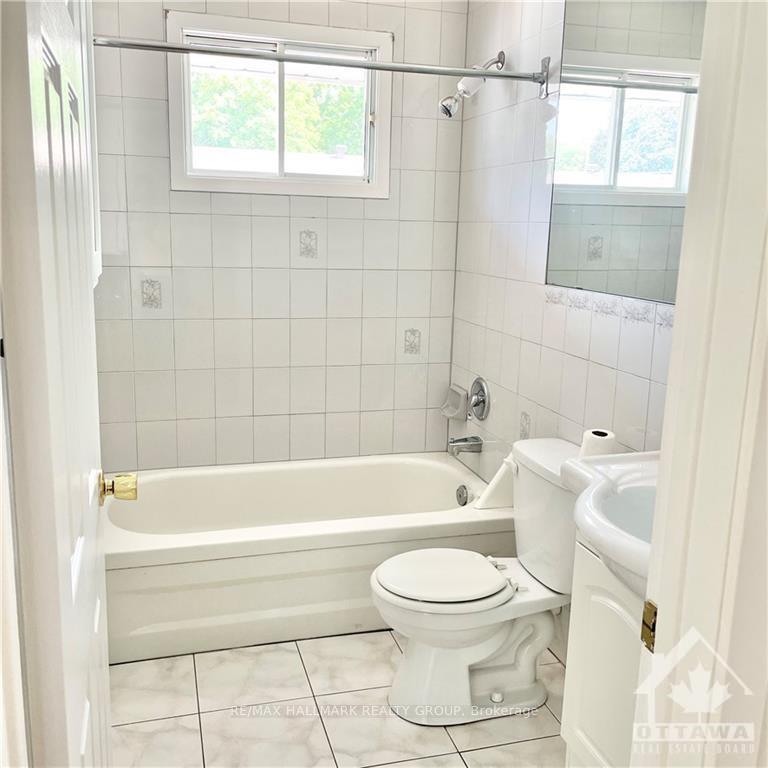 Photo 13 of 1027 Connaught Avenue, Ottawa, Queensway Terrace North — HOMEH