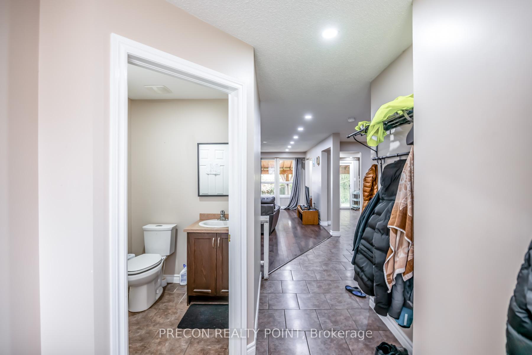 Photo 19 of 24 Midanbury Way, Hamilton, Mount Hope — HOMEH