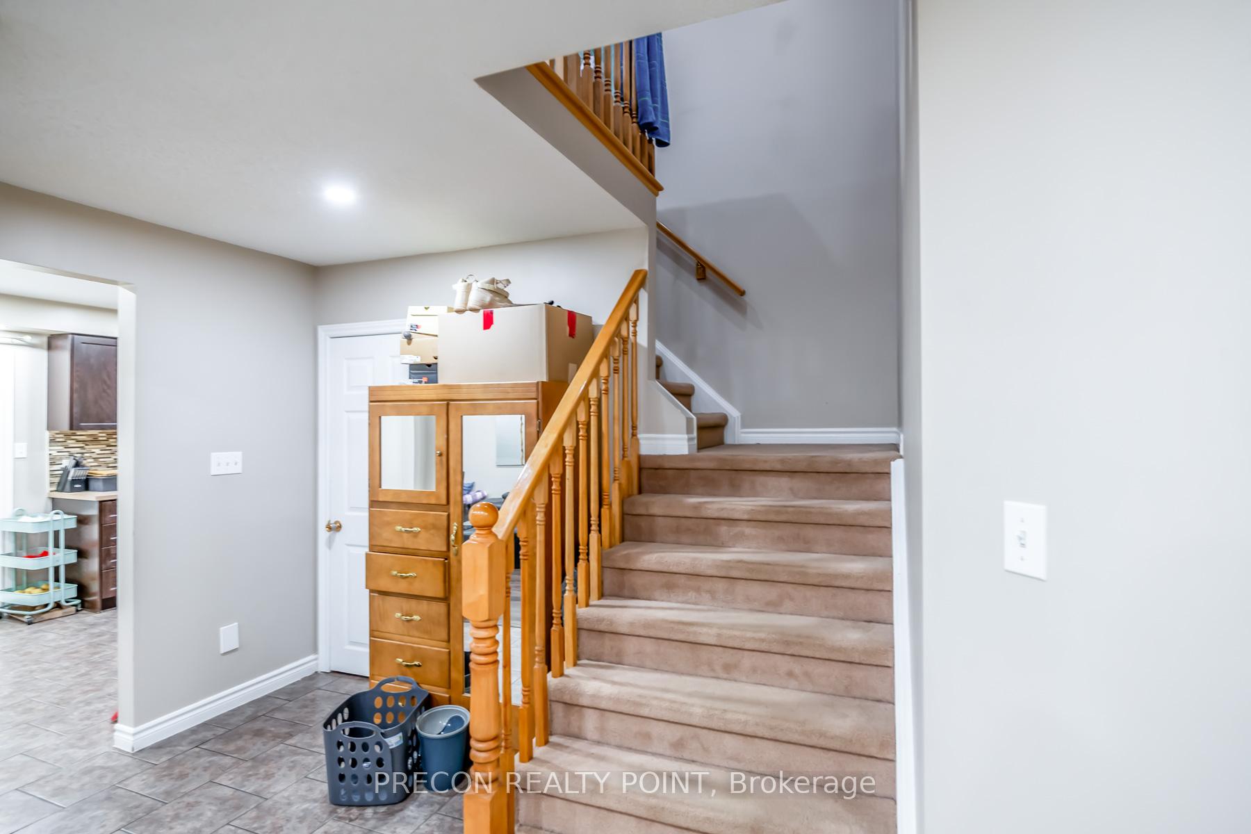 Photo 21 of 24 Midanbury Way, Hamilton, Mount Hope — HOMEH