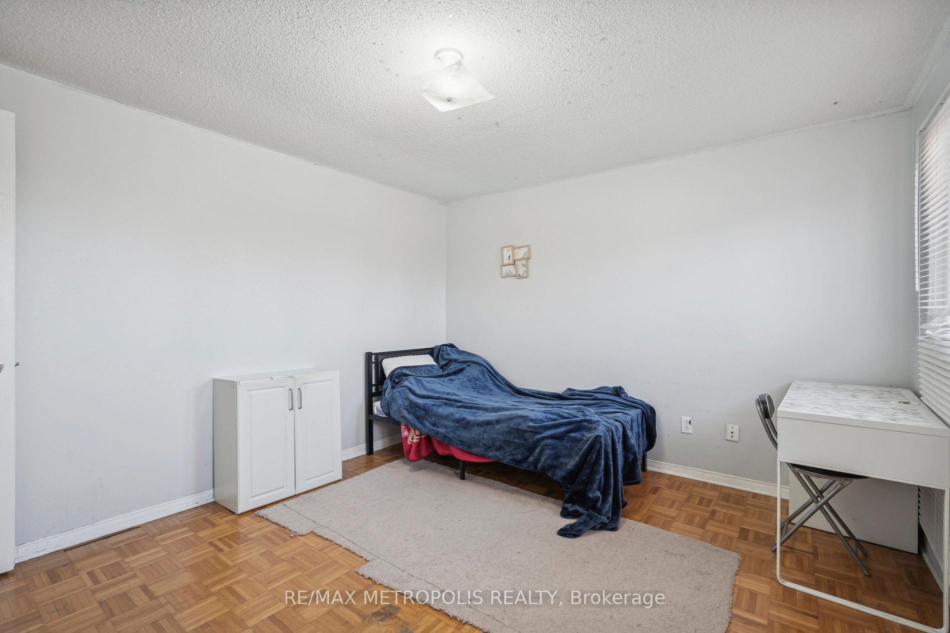 Photo 20 of 387 Ray Lawson Boulevard, Brampton, Fletcher's Creek South — HOMEH