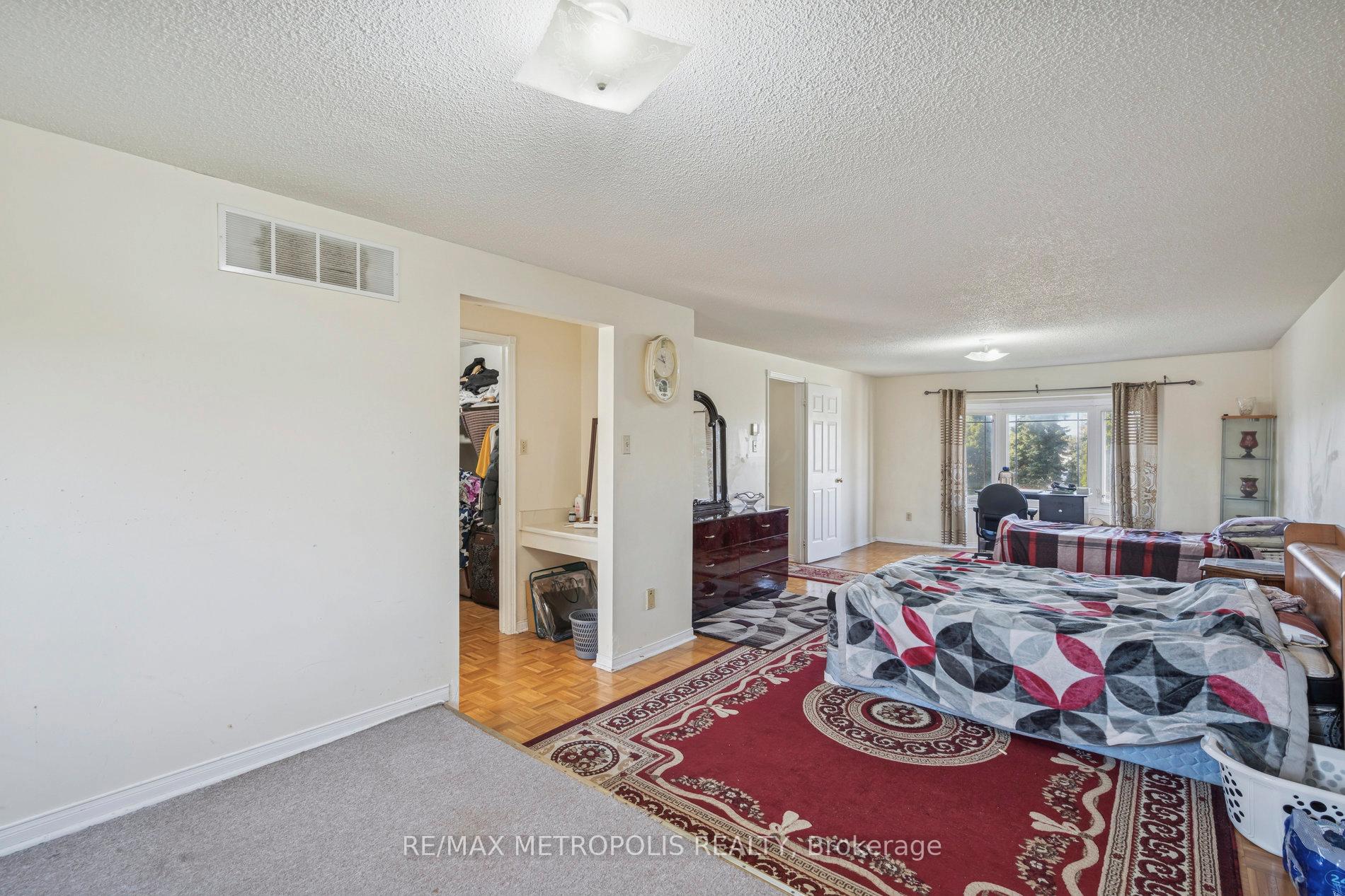Photo 28 of 387 Ray Lawson Boulevard, Brampton, Fletcher's Creek South — HOMEH