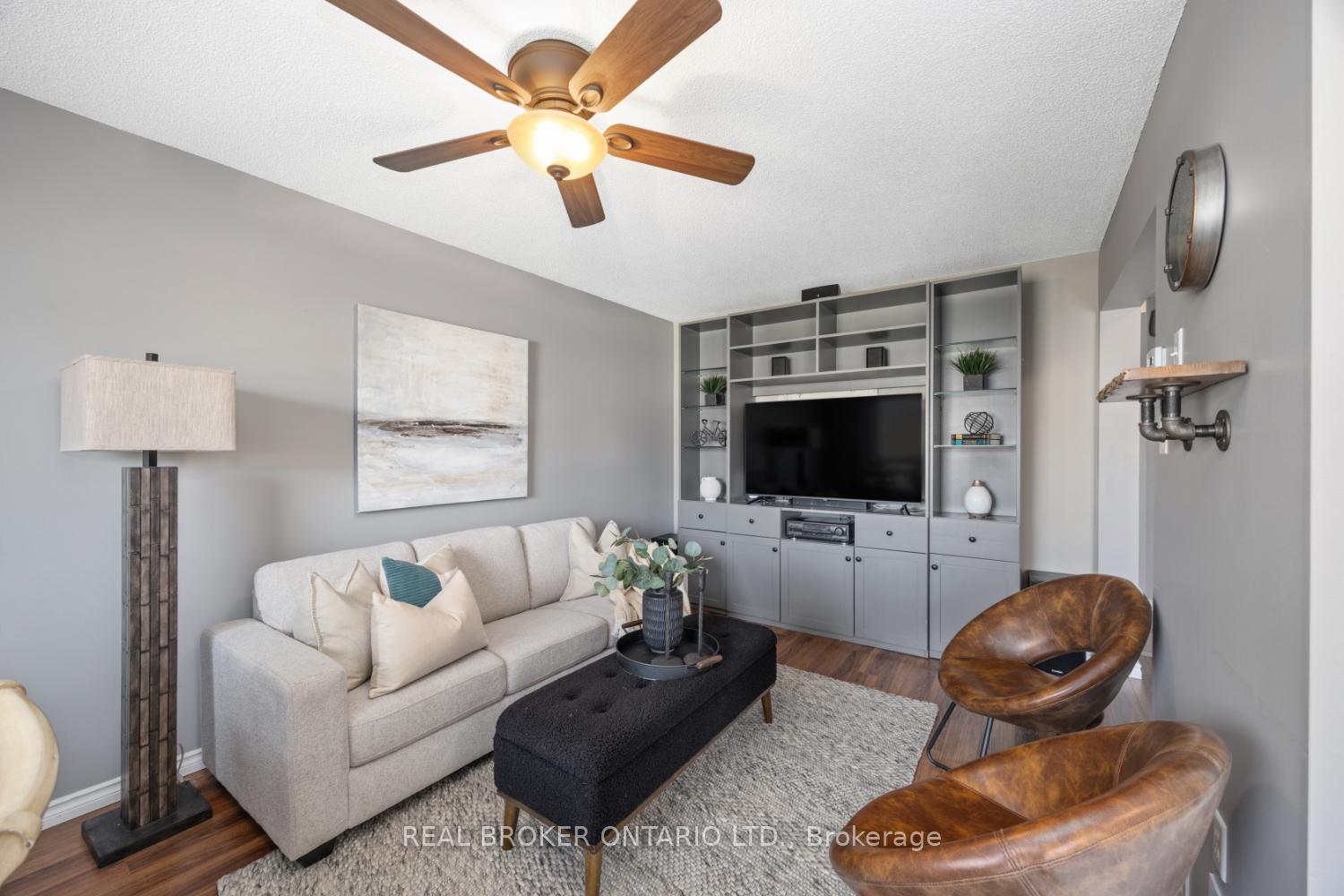 Photo 8 of 22 Willey Drive, Clarington, Bowmanville — HOMEH