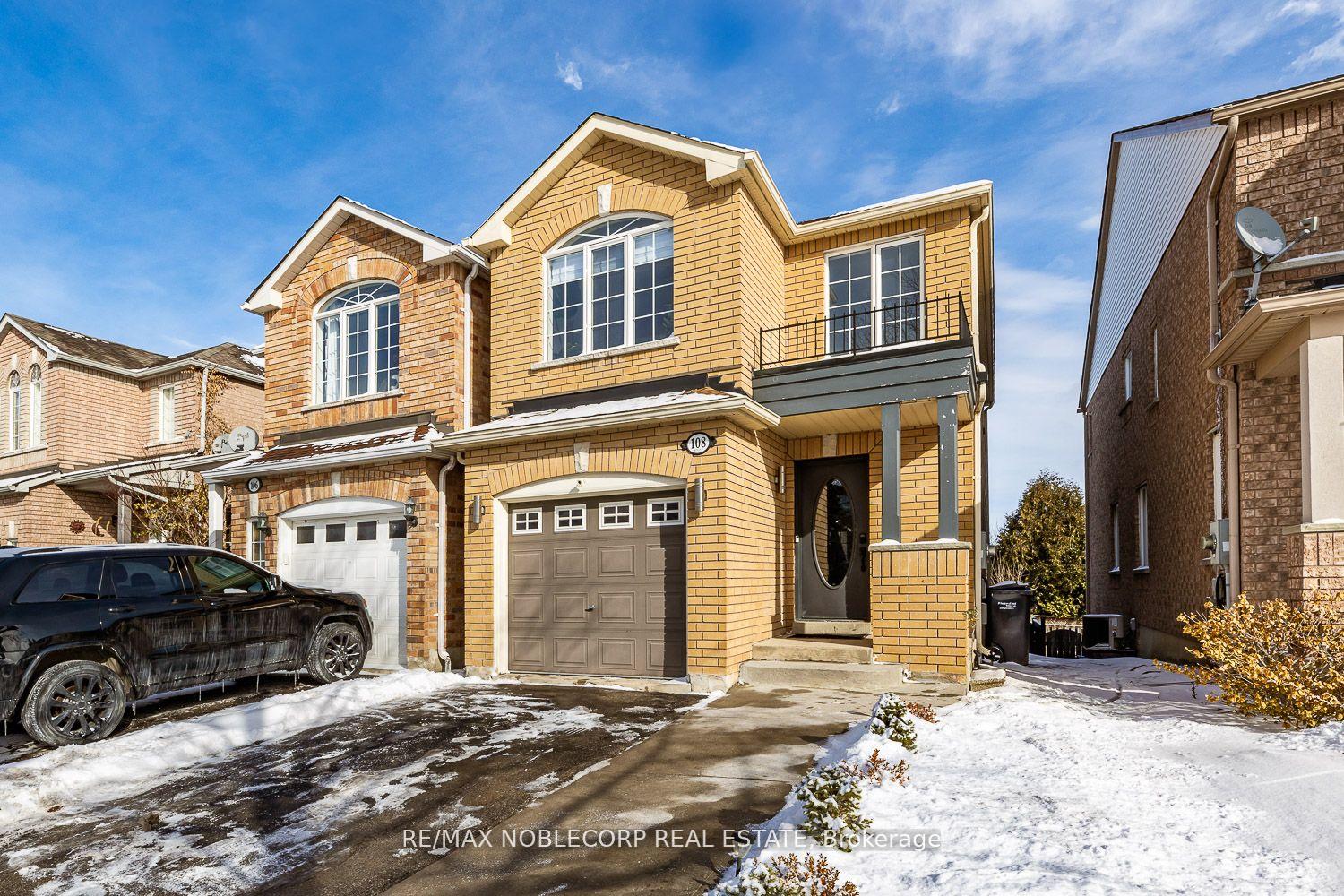 Photo 2 of 108 Senator Way E, Caledon, Bolton North — HOMEH