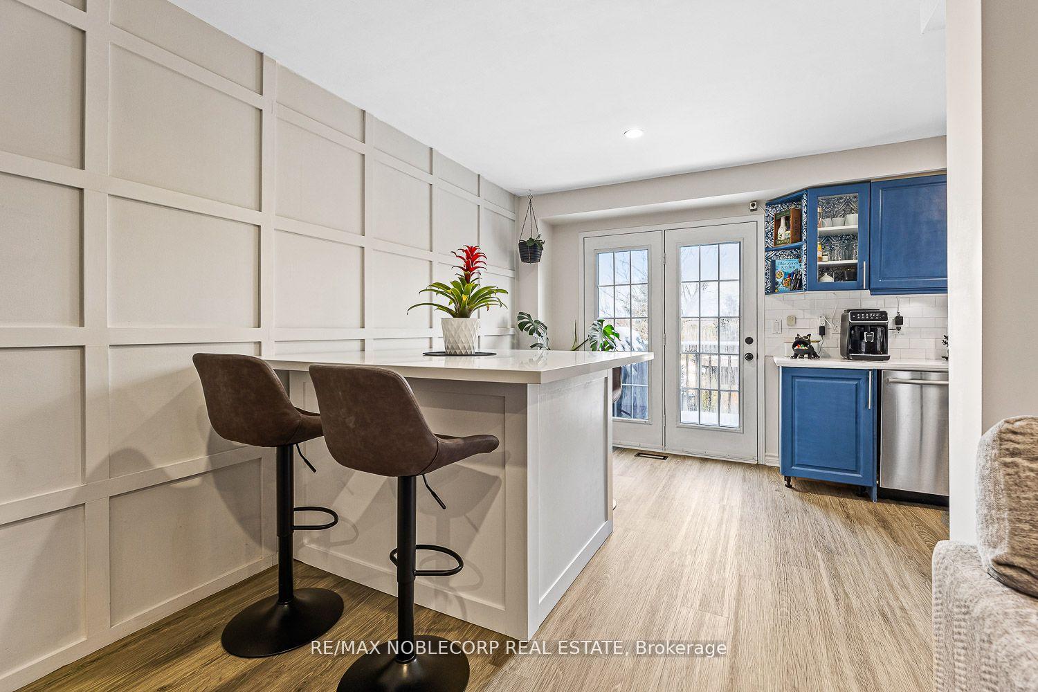 Photo 7 of 108 Senator Way E, Caledon, Bolton North — HOMEH