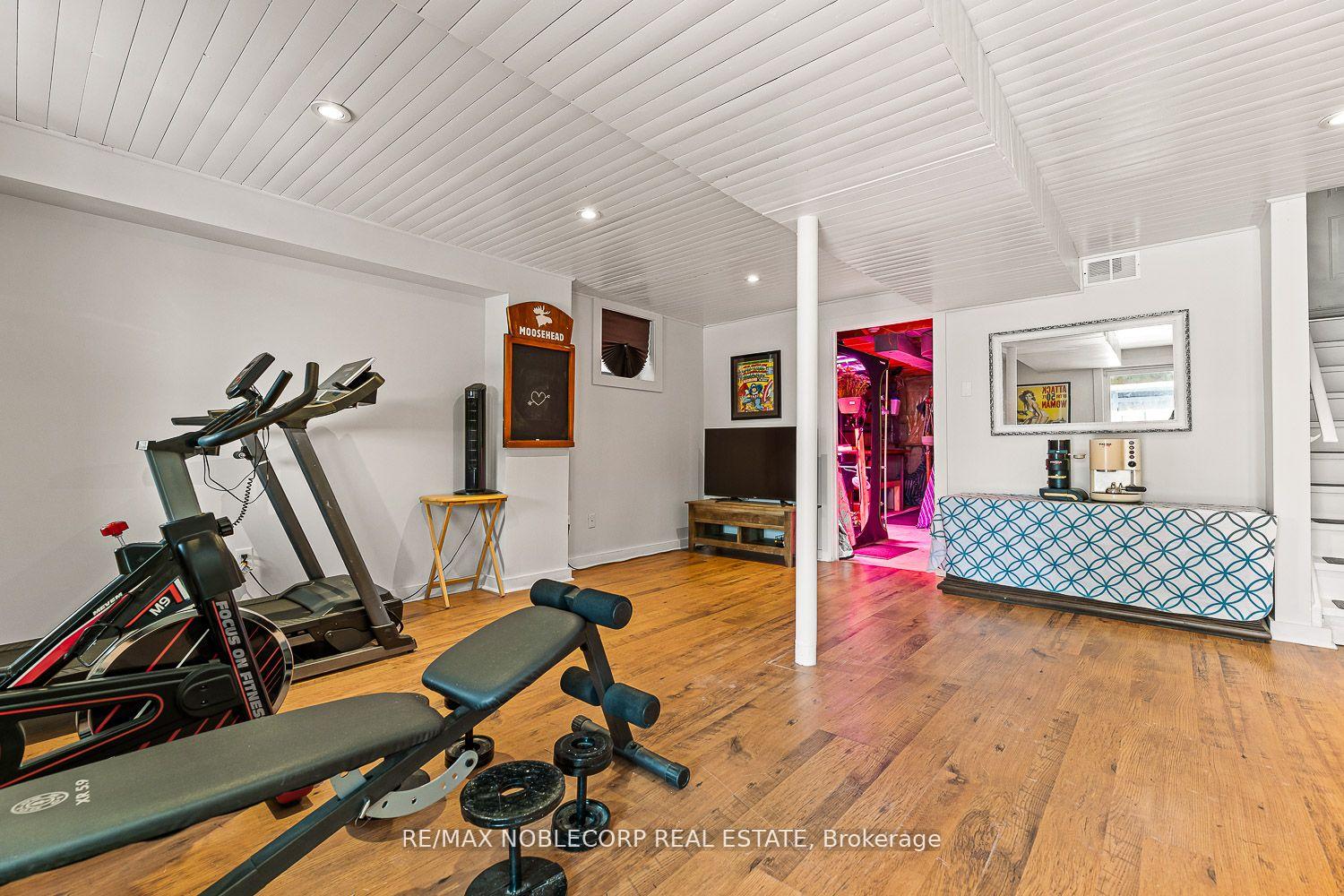 Photo 27 of 108 Senator Way E, Caledon, Bolton North — HOMEH