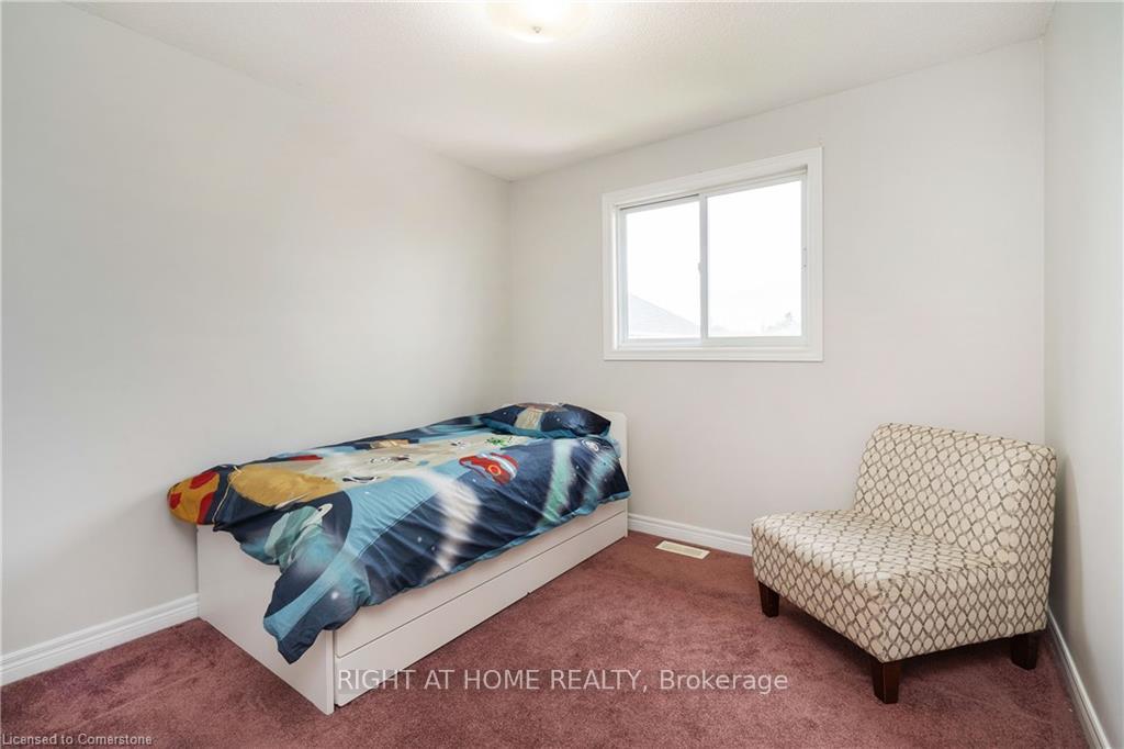 Photo 26 of 1262 Upper Paradise Road, Hamilton, Carpenter — HOMEH