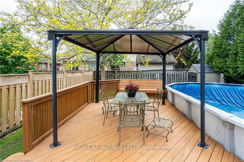 Photo 43 of 1262 Upper Paradise Road, Hamilton, Carpenter — HOMEH